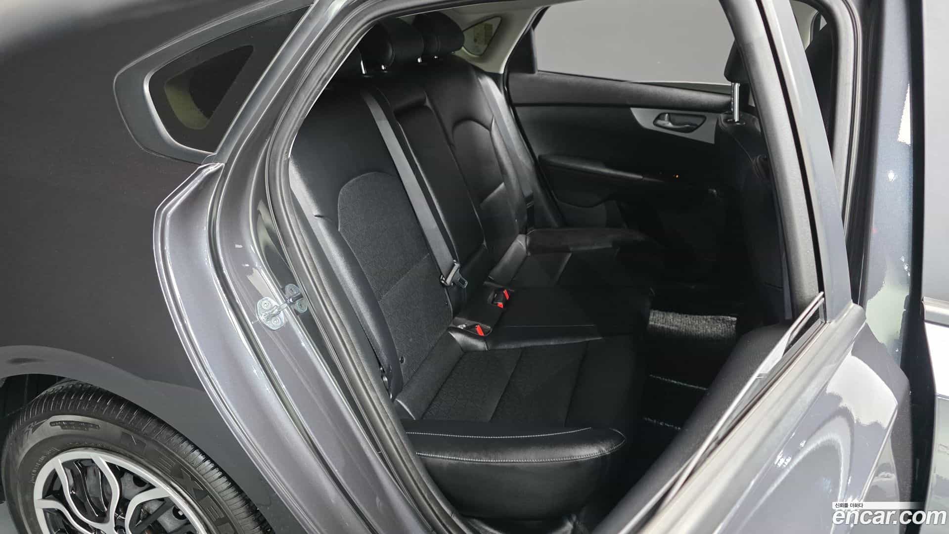 K3 Kia 2022.2-INNER-036