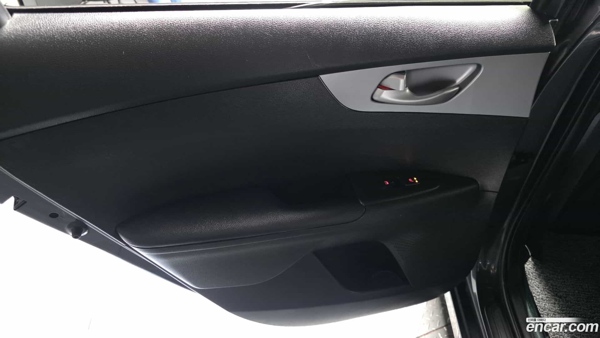 K3 Kia 2022.2-OPTION-040