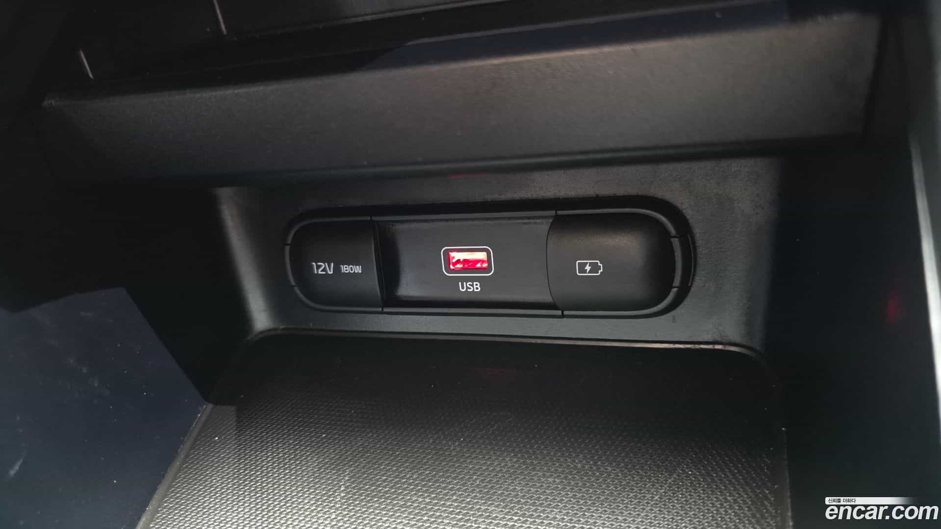 K3 Kia 2022.2-OPTION-044