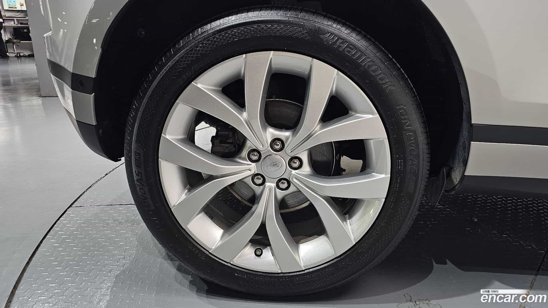 Range Rover Evoque Land Rover 2020.6-OUTER-031