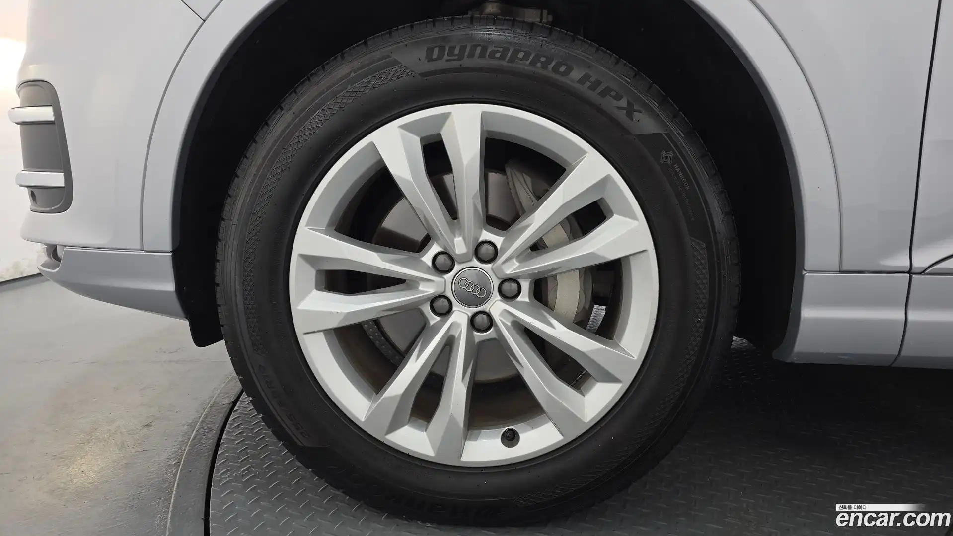 Q7 Audi 2019.10-OUTER-005