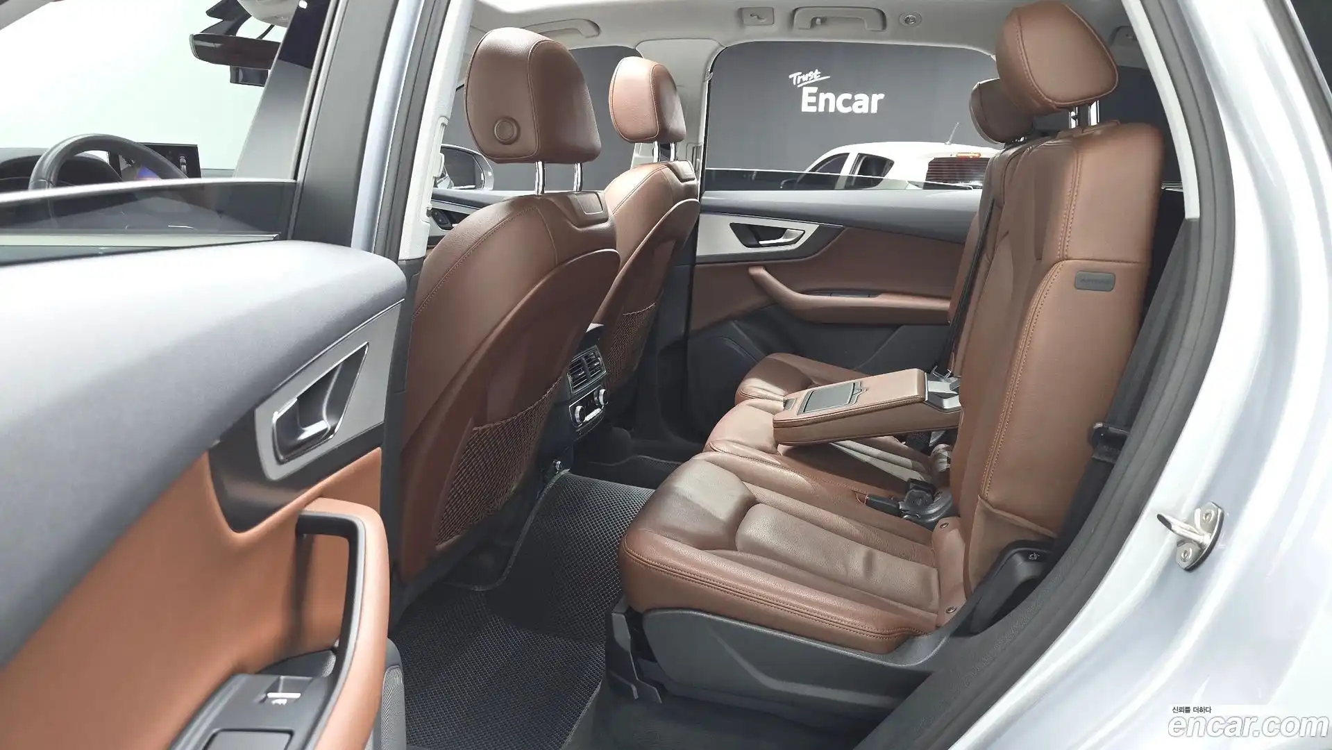 Q7 Audi 2019.10-OPTION-016