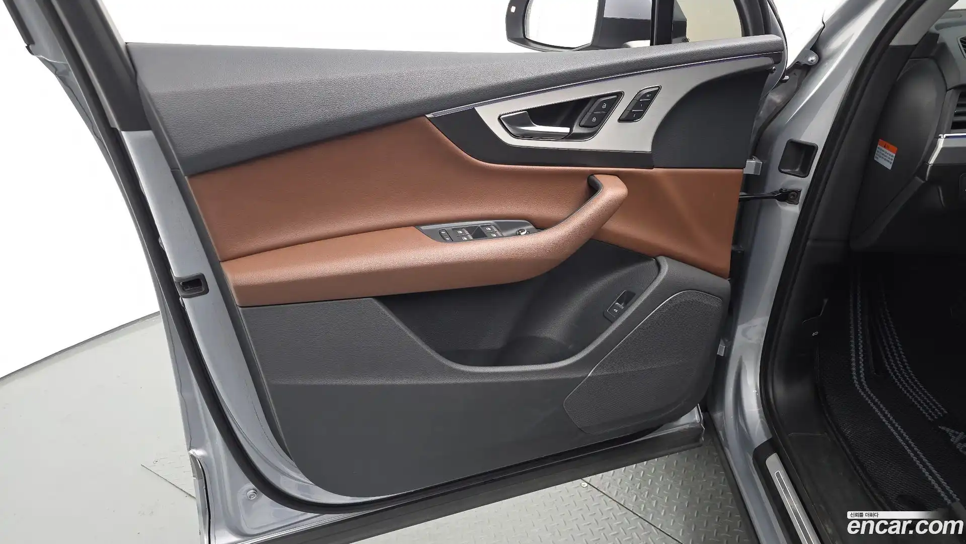 Q7 Audi 2019.10-INNER-034