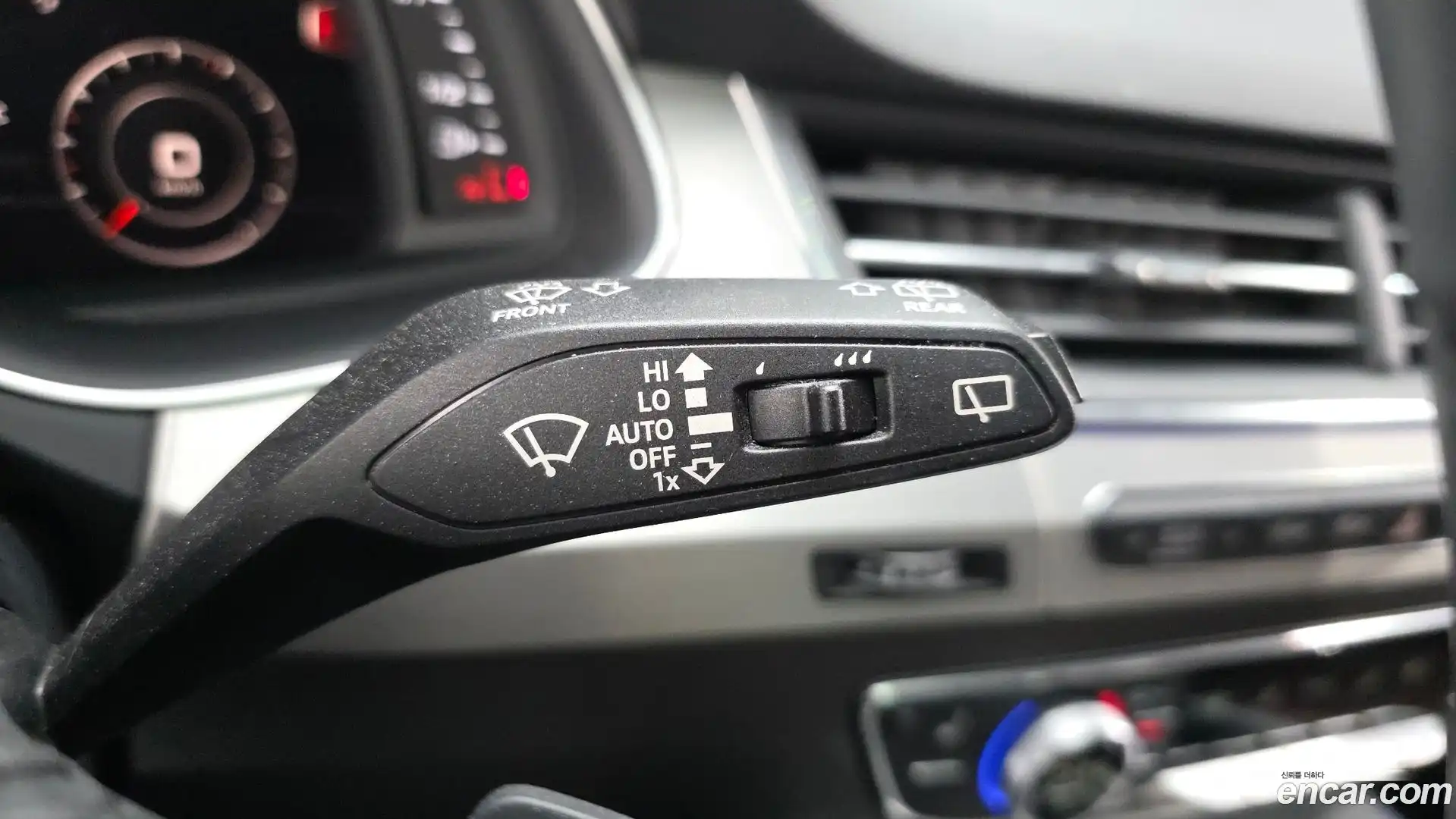 Q7 Audi 2019.10-OPTION-040
