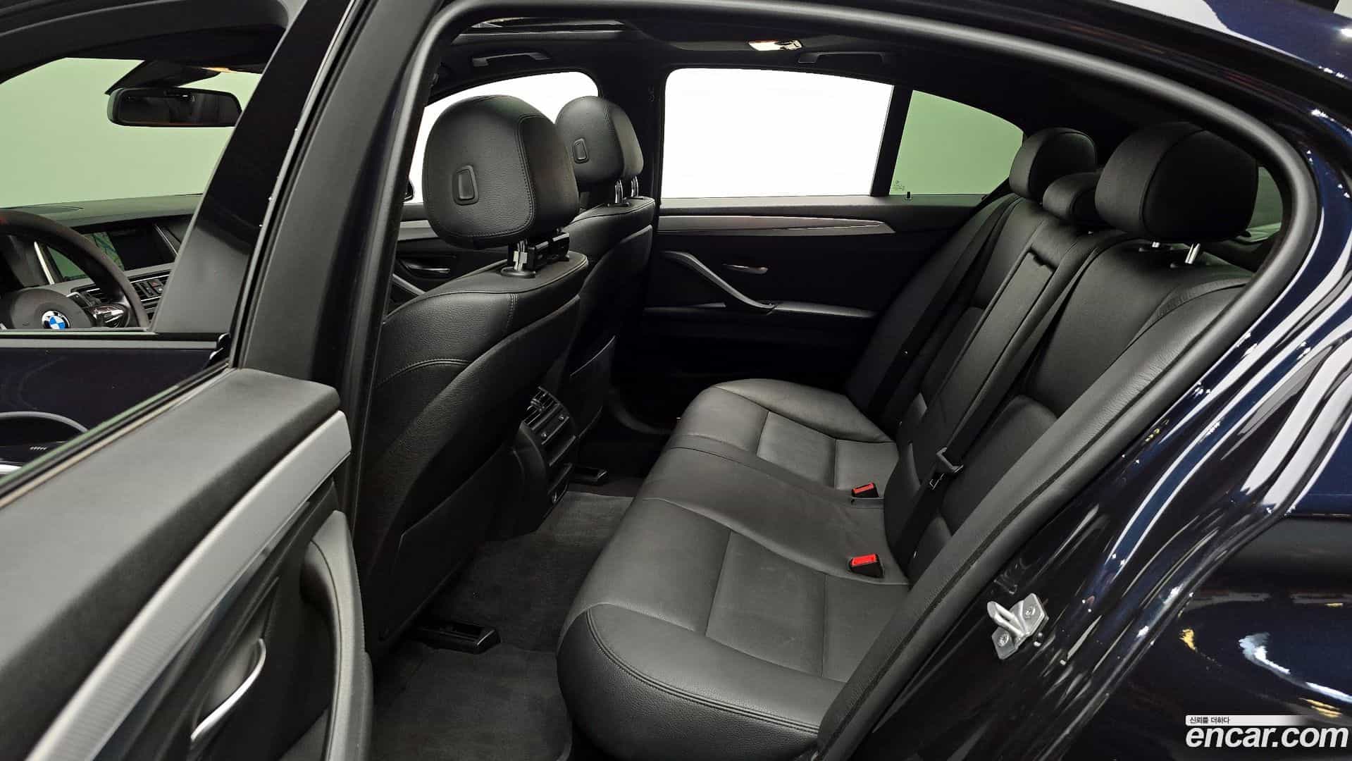 5-Series BMW 2014.5-INNER-036
