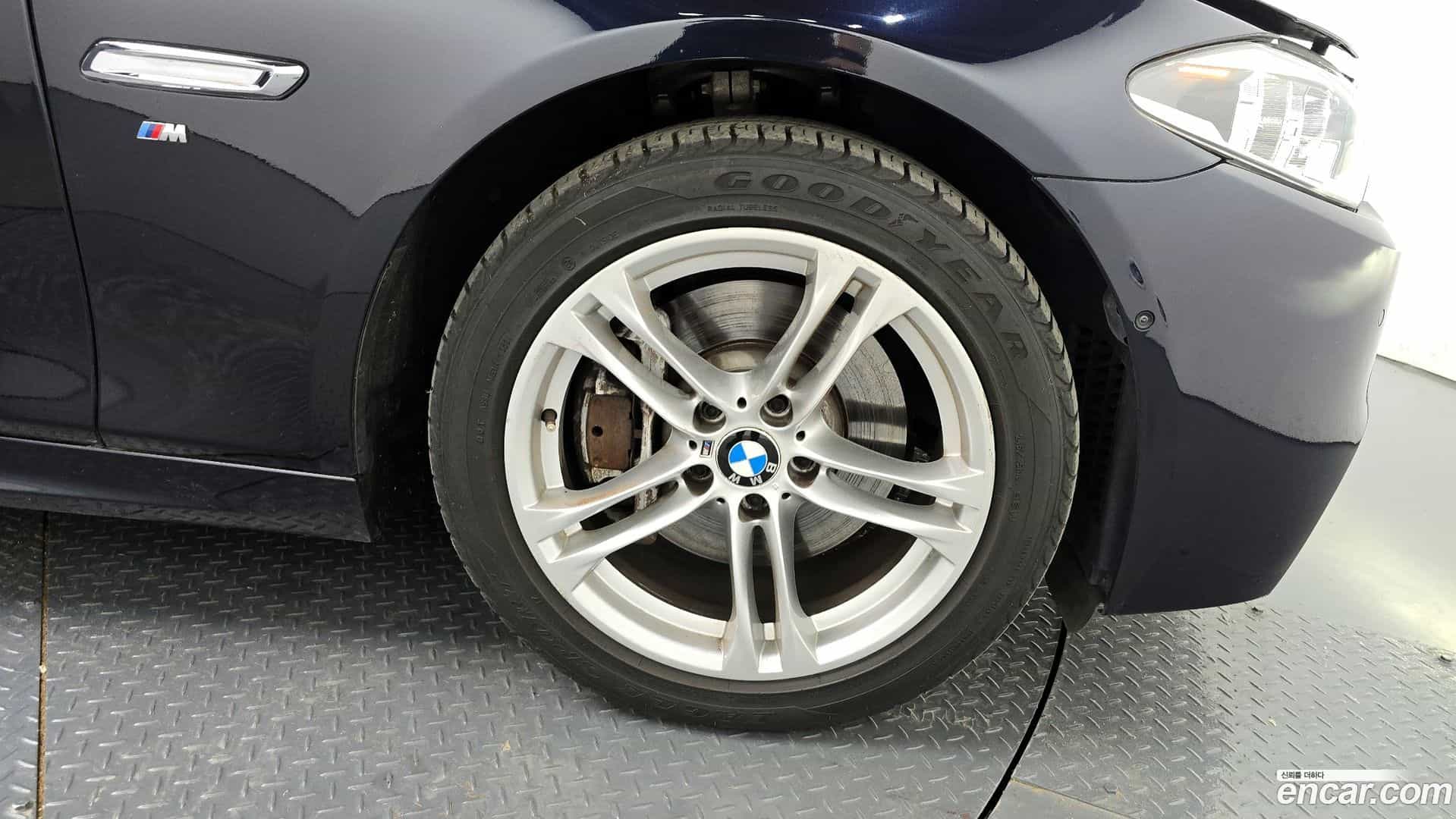 5-Series BMW 2014.5-OPTION-043
