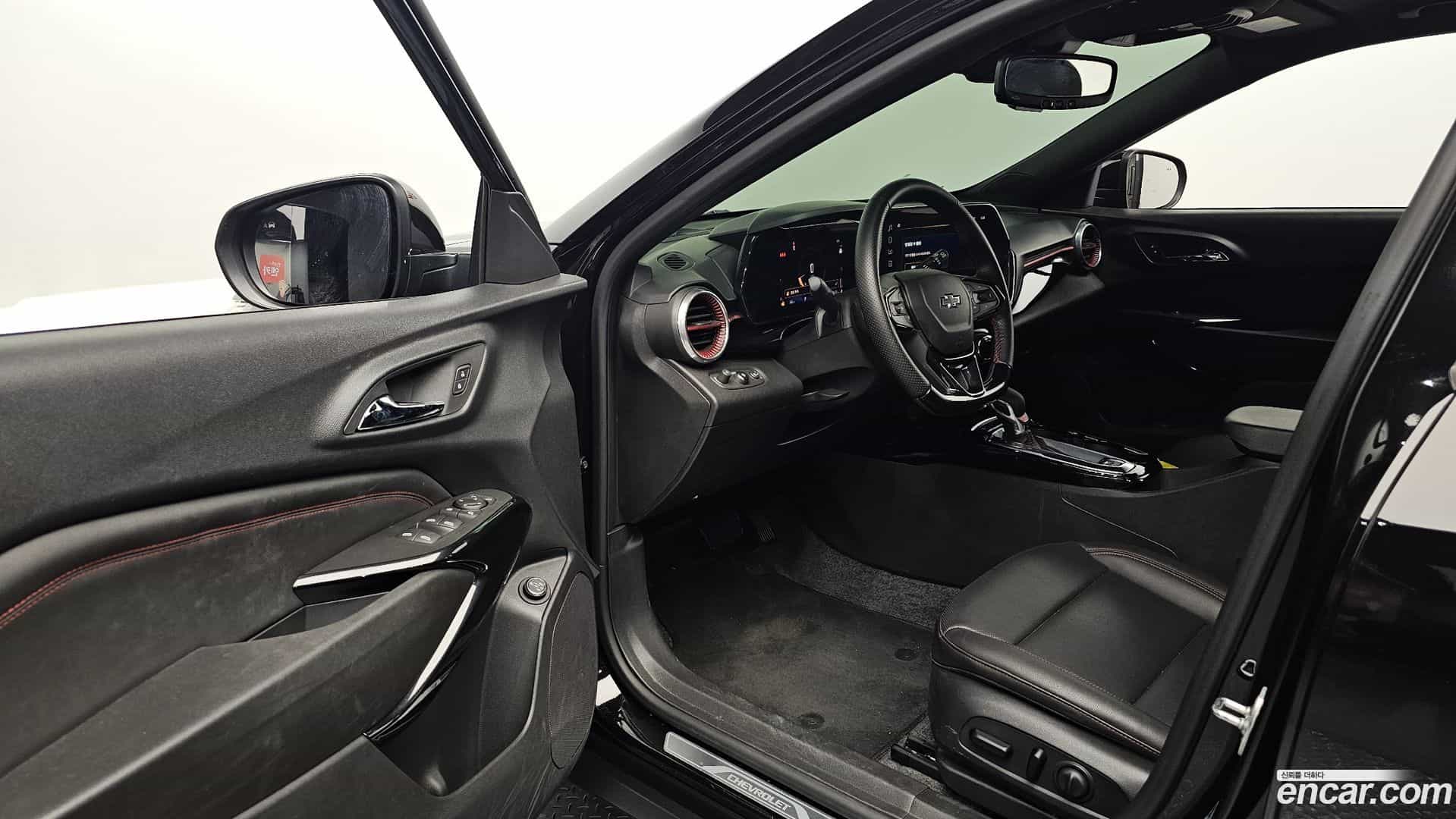 Trax Chevrolet 2023.9-INNER-010