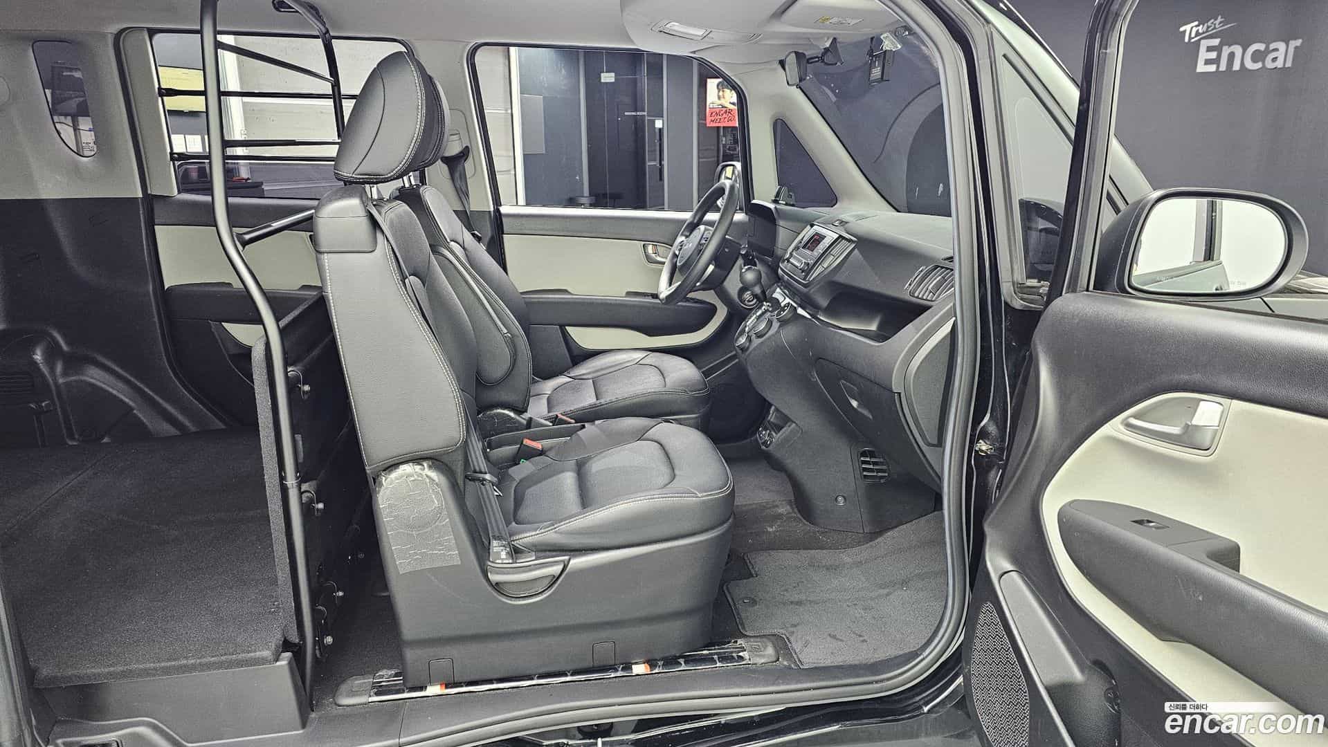 RAY Kia 2022.10-INNER-036