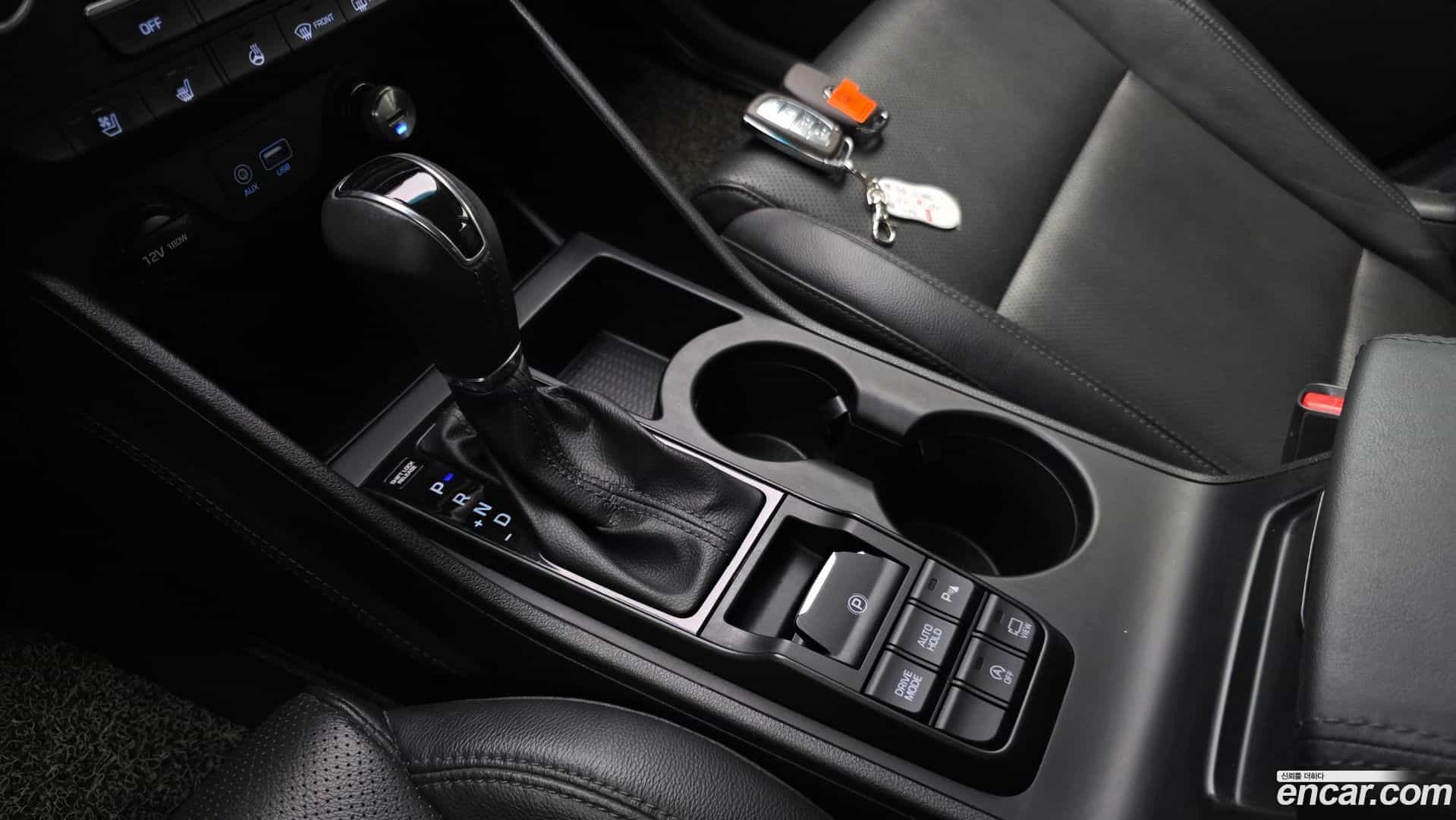 Tucson Hyundai 2019.1-INNER-009