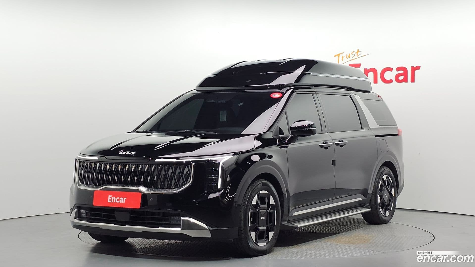 Main__Slider__Photo:Canival Kia 2024.0-0