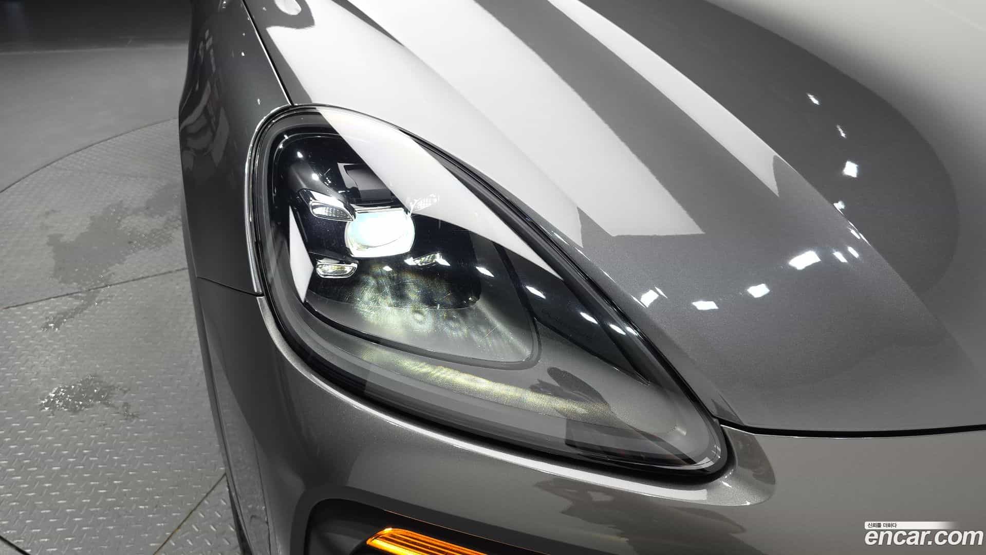 Cayenne Porsche 2019.2-OUTER-032