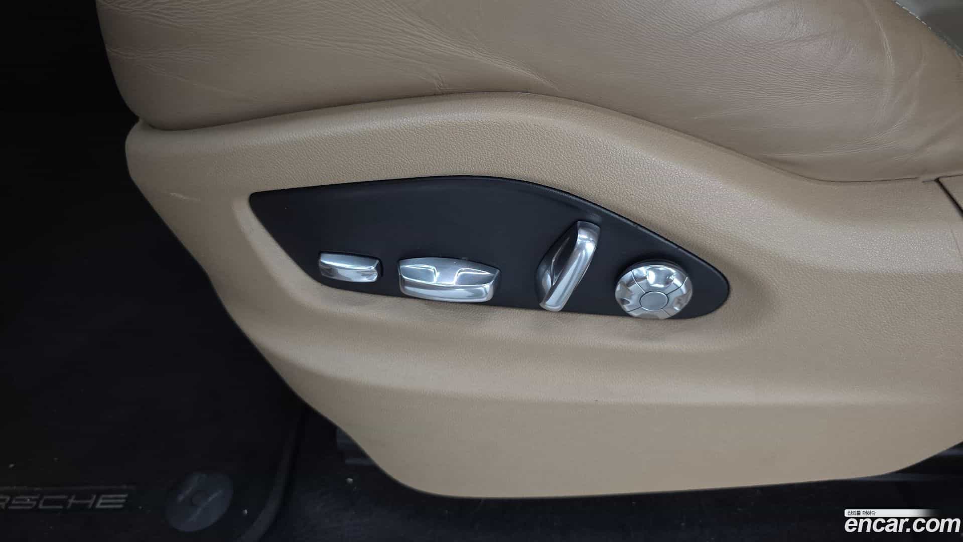 Cayenne Porsche 2019.2-OPTION-045