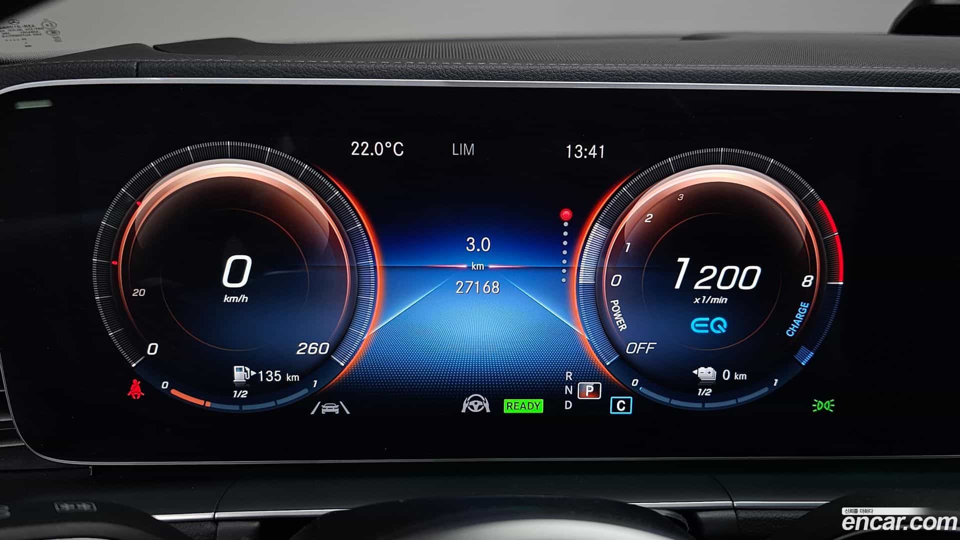 GLE-Class Mercedes-Benz 2022.2-INNER-008