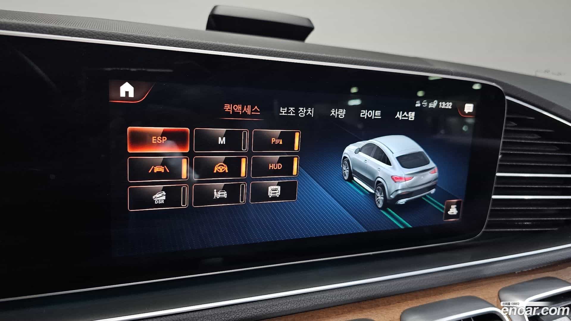 GLE-Class Mercedes-Benz 2022.2-OPTION-019