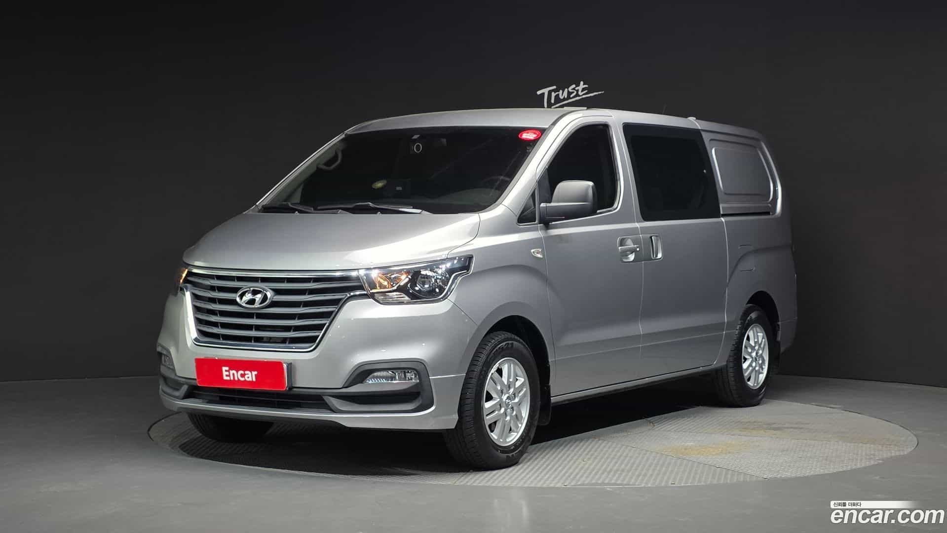 Starex Hyundai 2019.6-OUTER-001