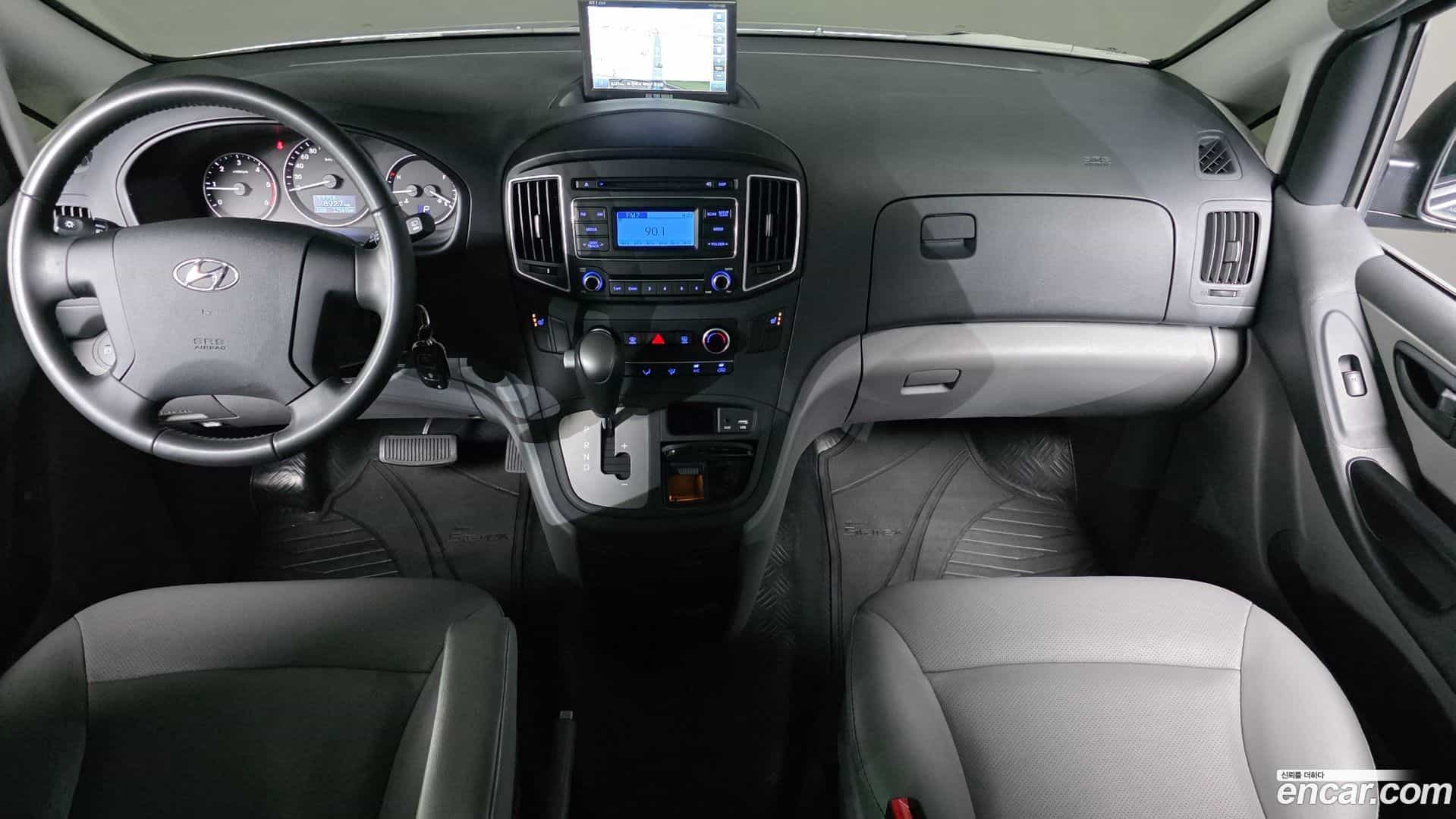 Starex Hyundai 2019.6-INNER-007