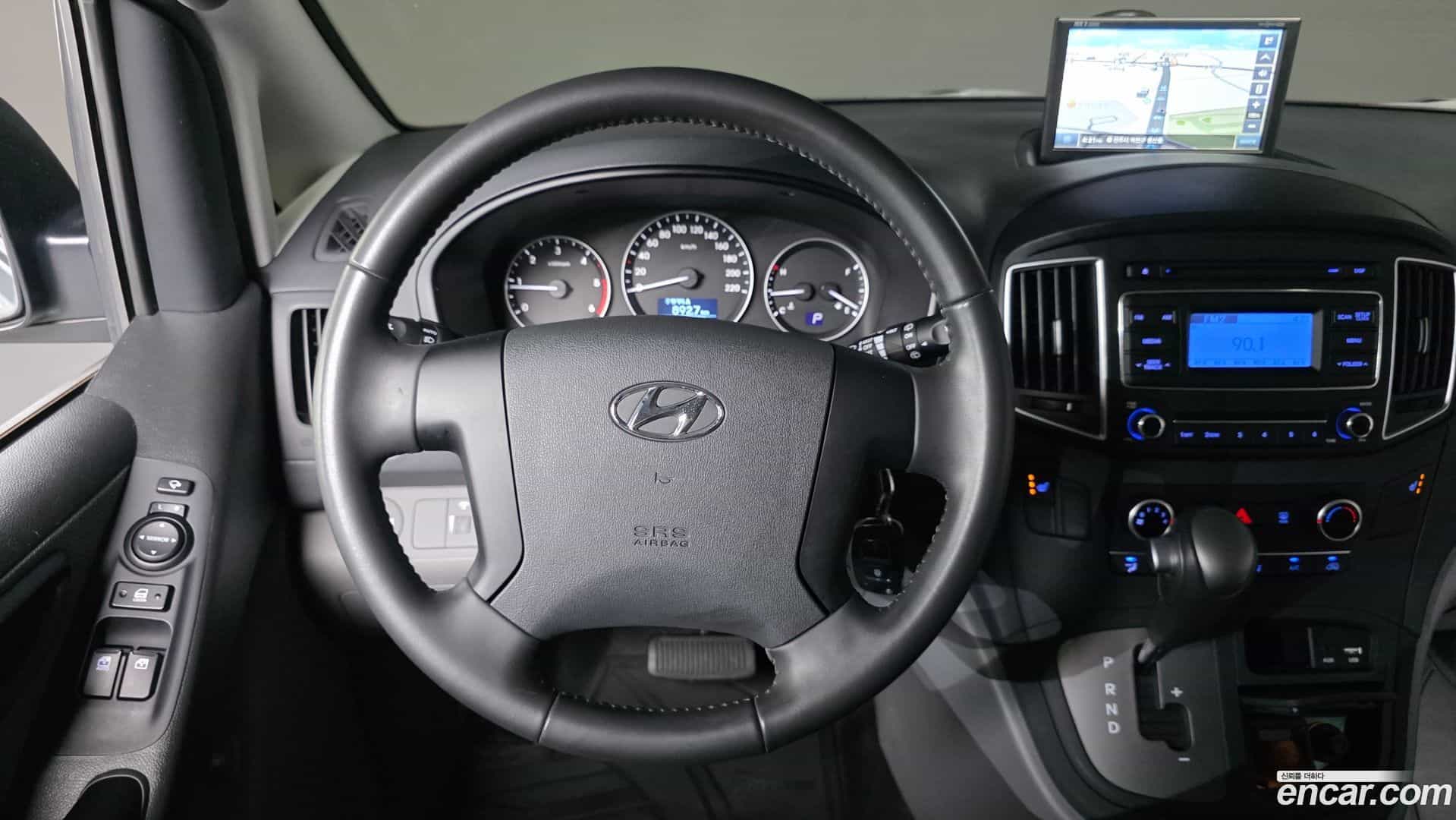 Starex Hyundai 2019.6-OPTION-018