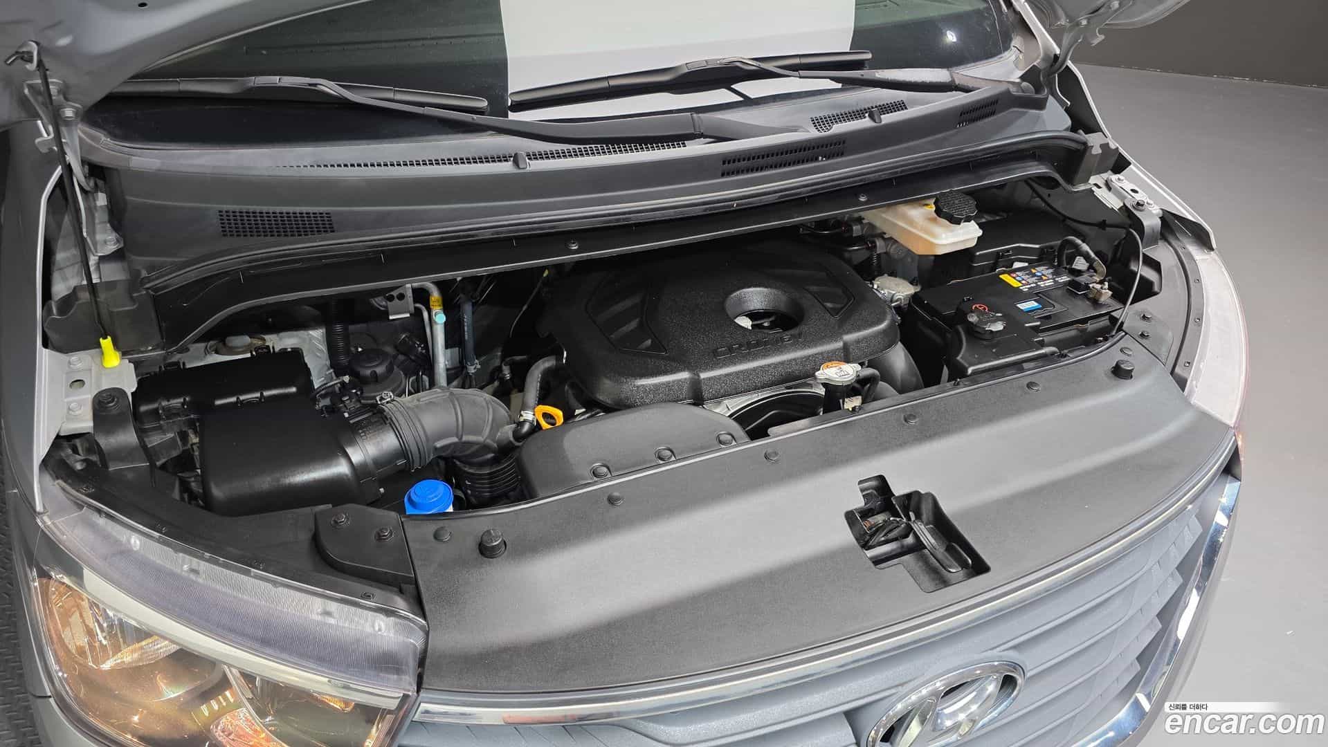 Starex Hyundai 2019.6-OPTION-041
