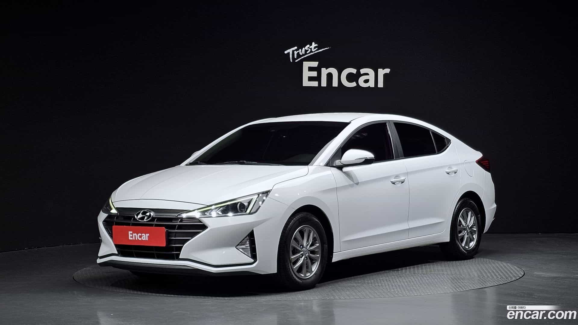 AVANTE Hyundai 2019.2-OUTER-001