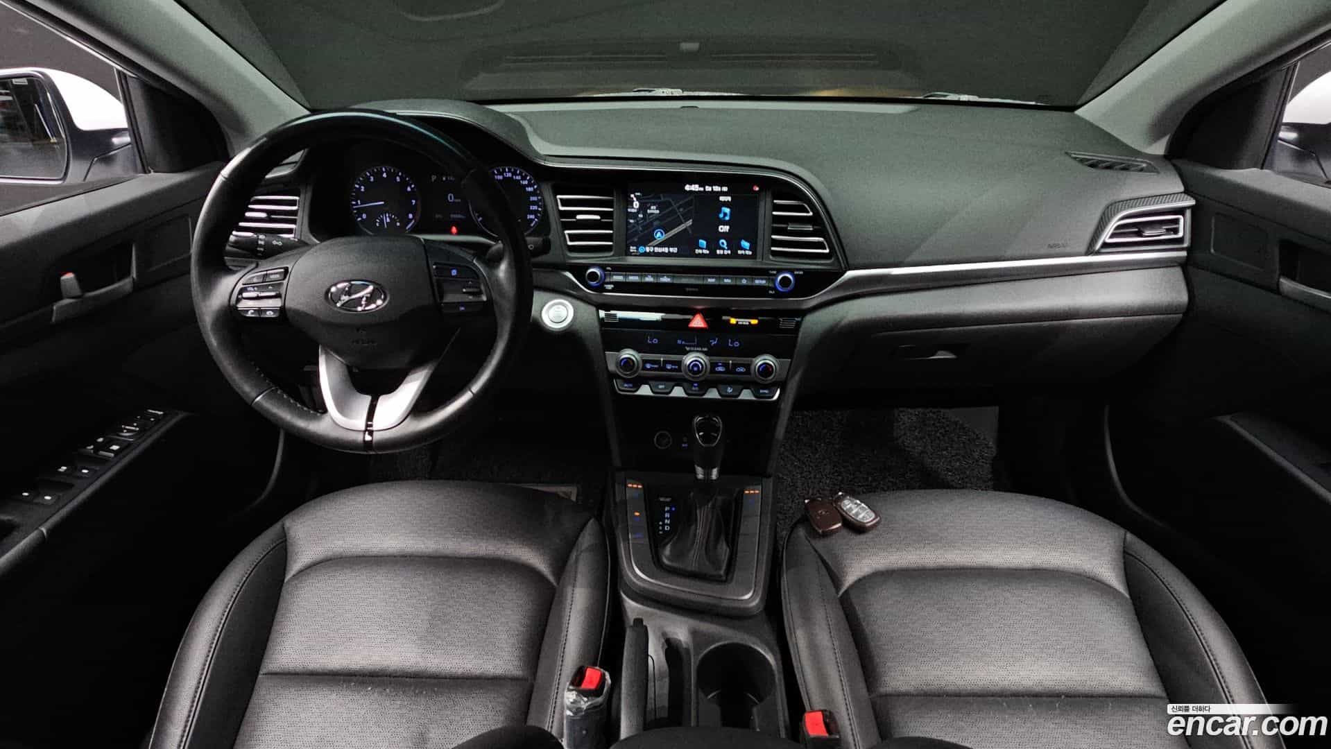 AVANTE Hyundai 2019.2-INNER-007