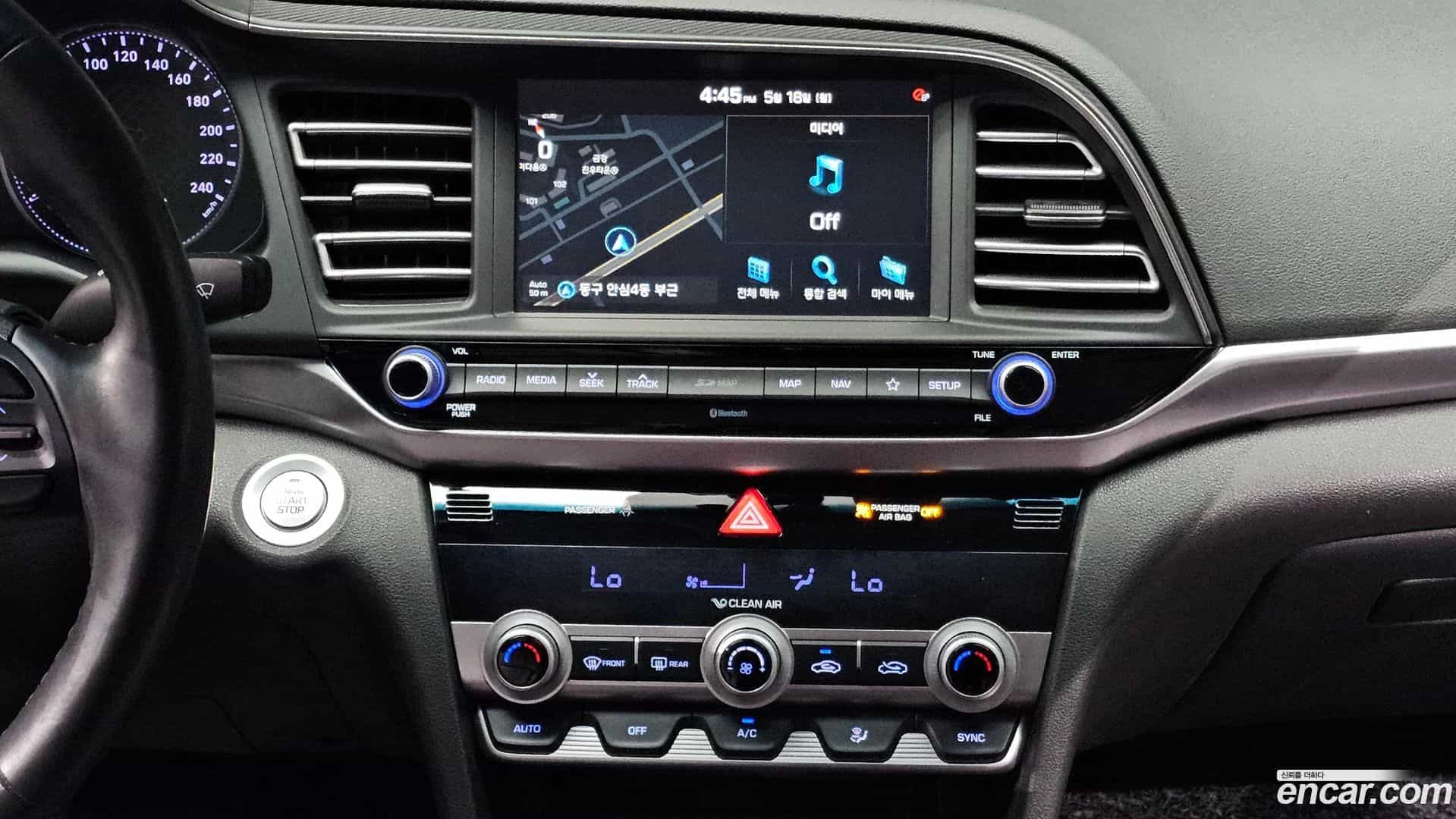 AVANTE Hyundai 2019.2-OPTION-019