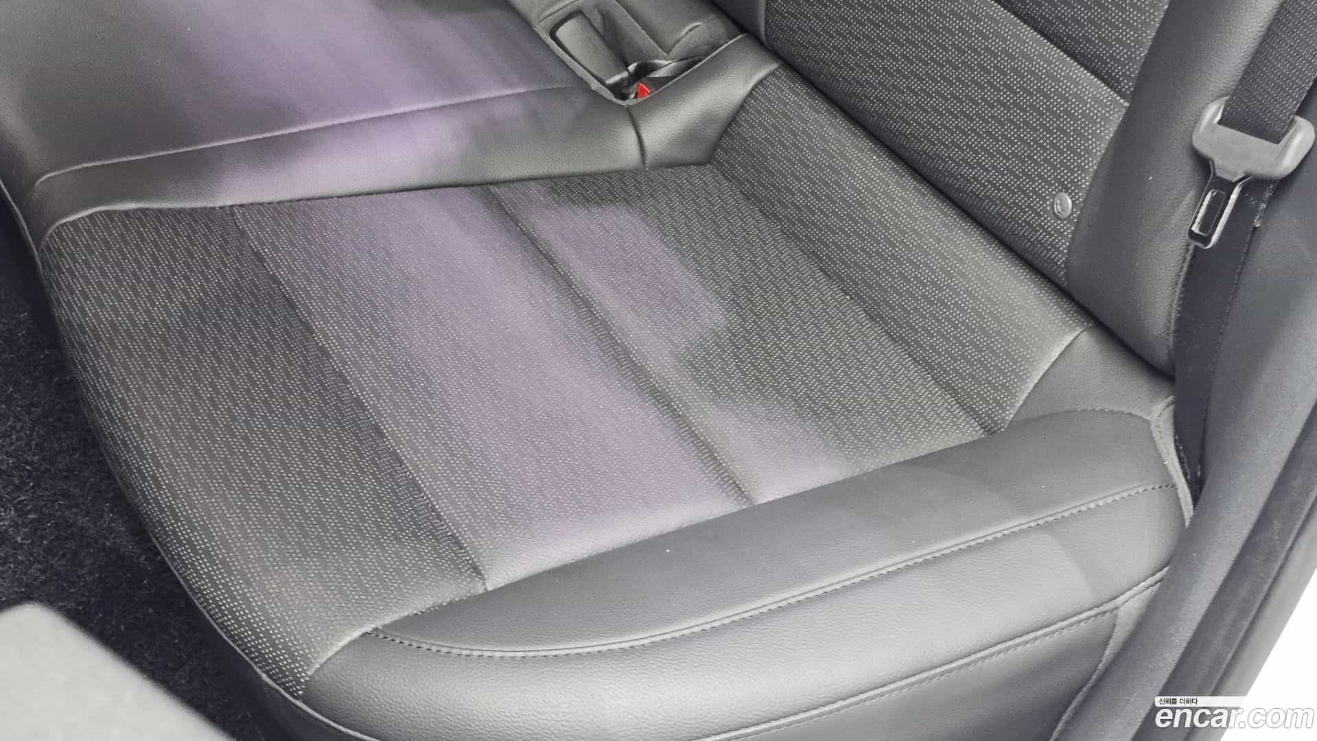 AVANTE Hyundai 2019.2-OPTION-040