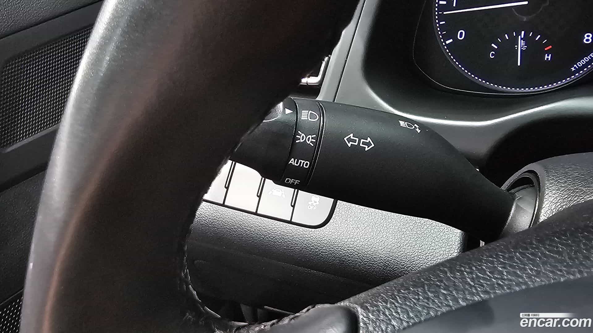 AVANTE Hyundai 2019.2-OPTION-045