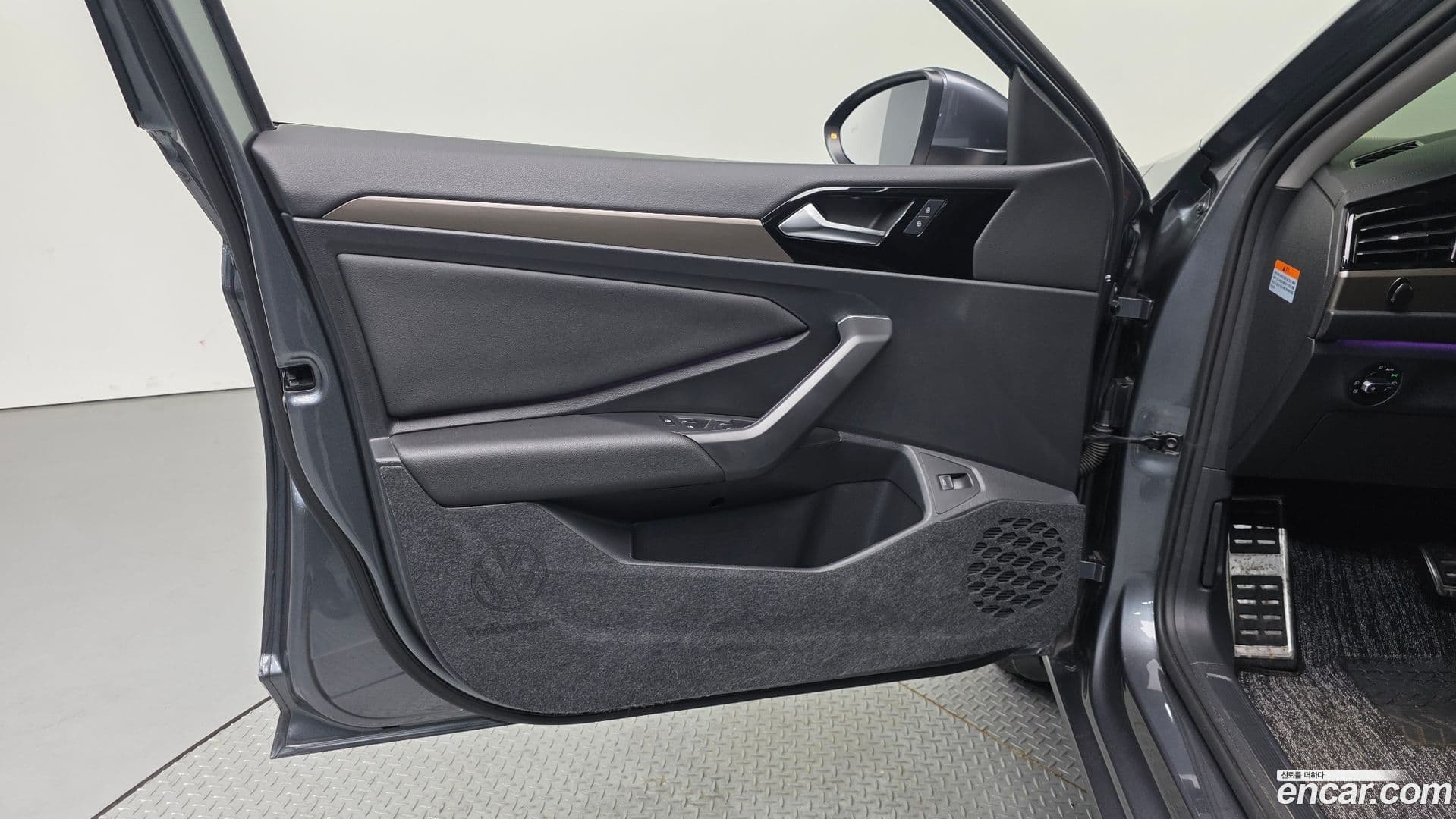 Main__Slider__Photo:Jetta Volkswagen 2021.11-23