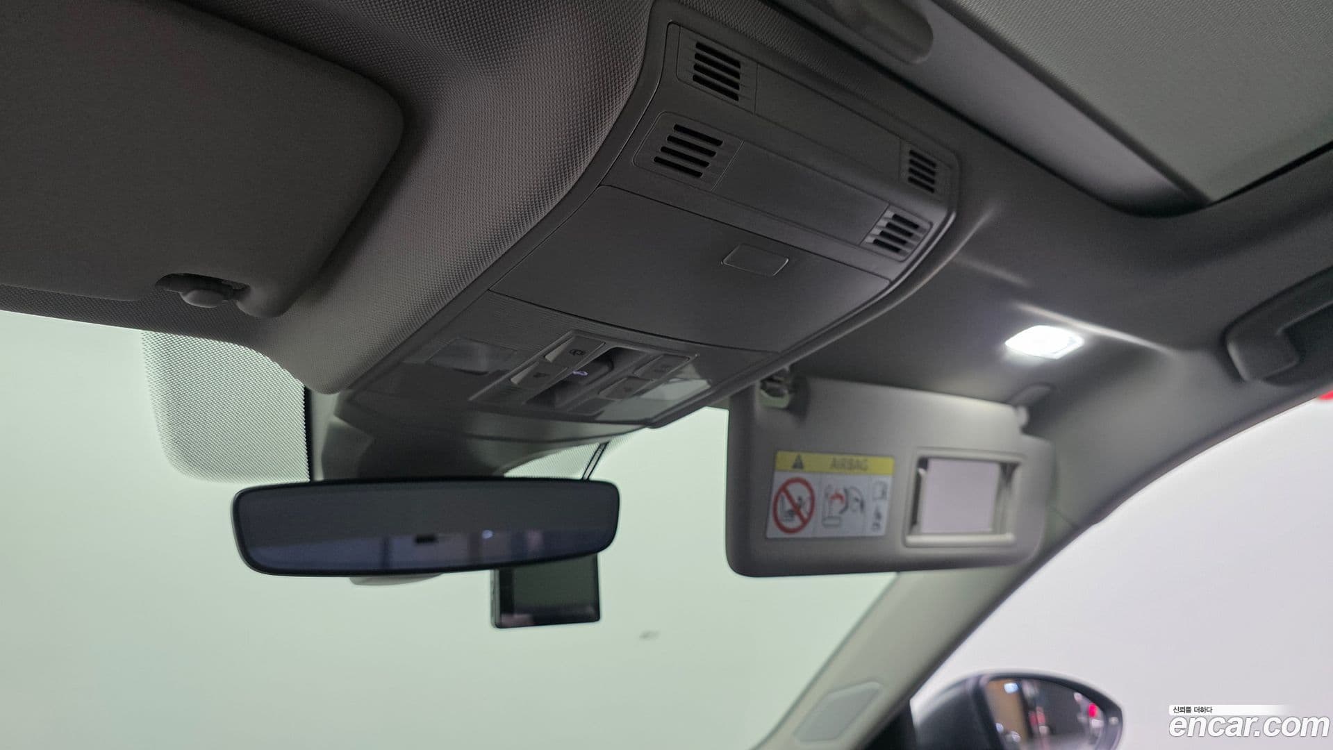 Main__Slider__Photo:Jetta Volkswagen 2021.11-28