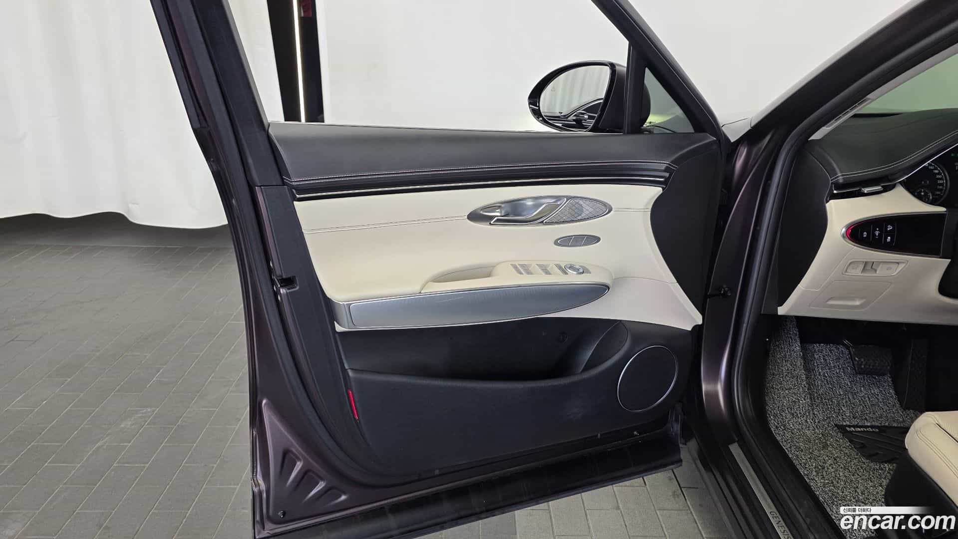 GV70 Genesis 2021.11-INNER-034