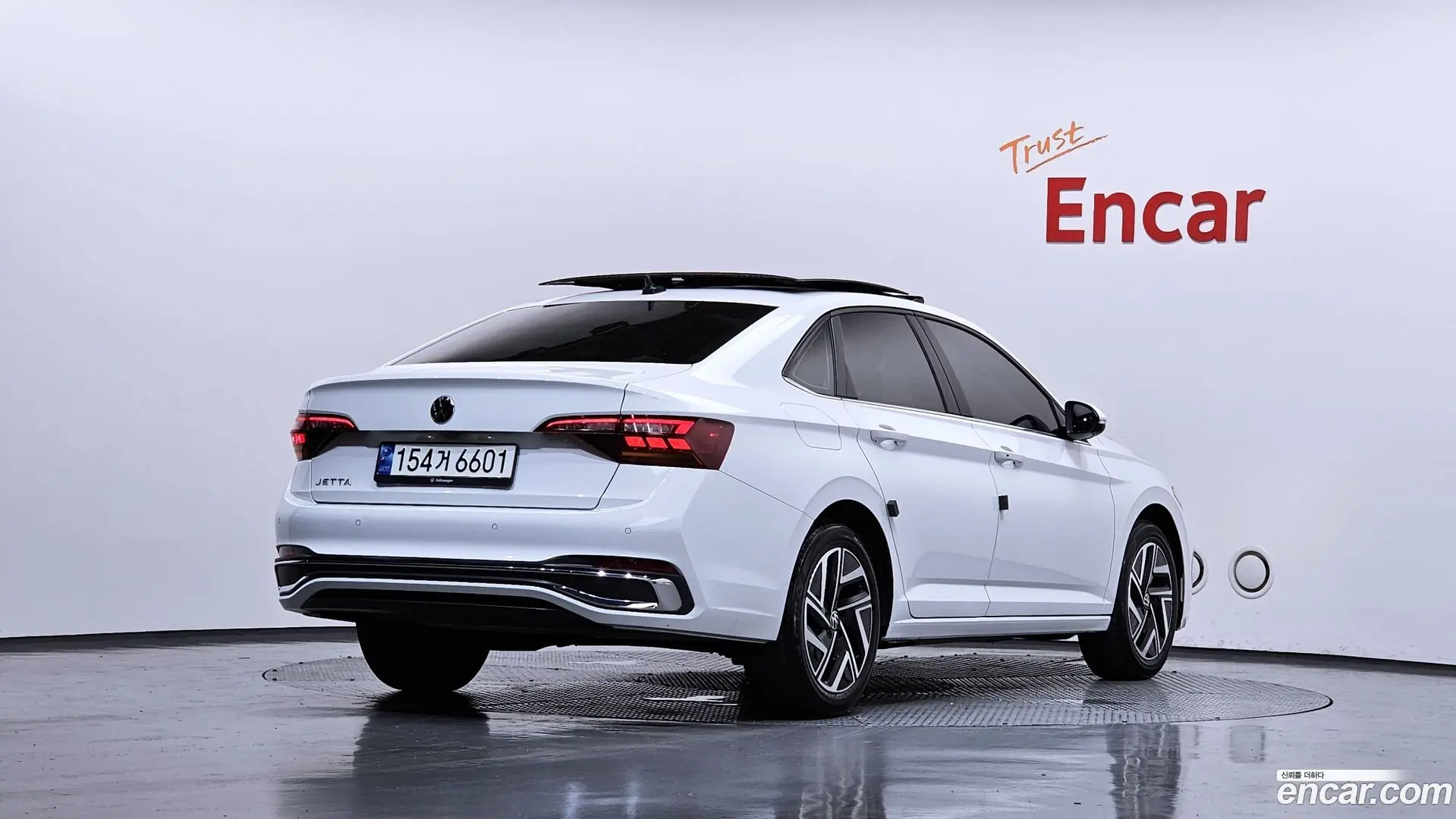Main__Slider__Photo:Jetta Volkswagen 2022.11-1