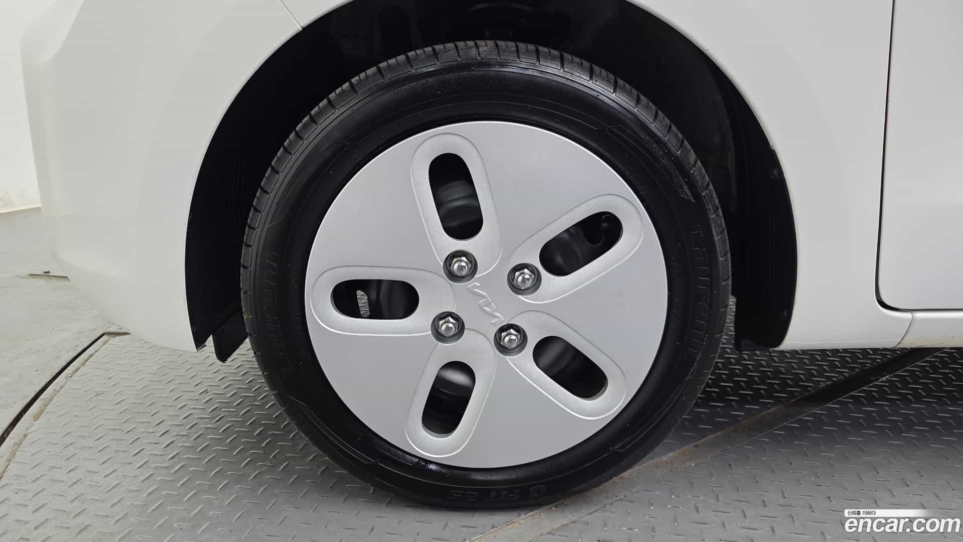 RAY Kia 2022.2-OUTER-005