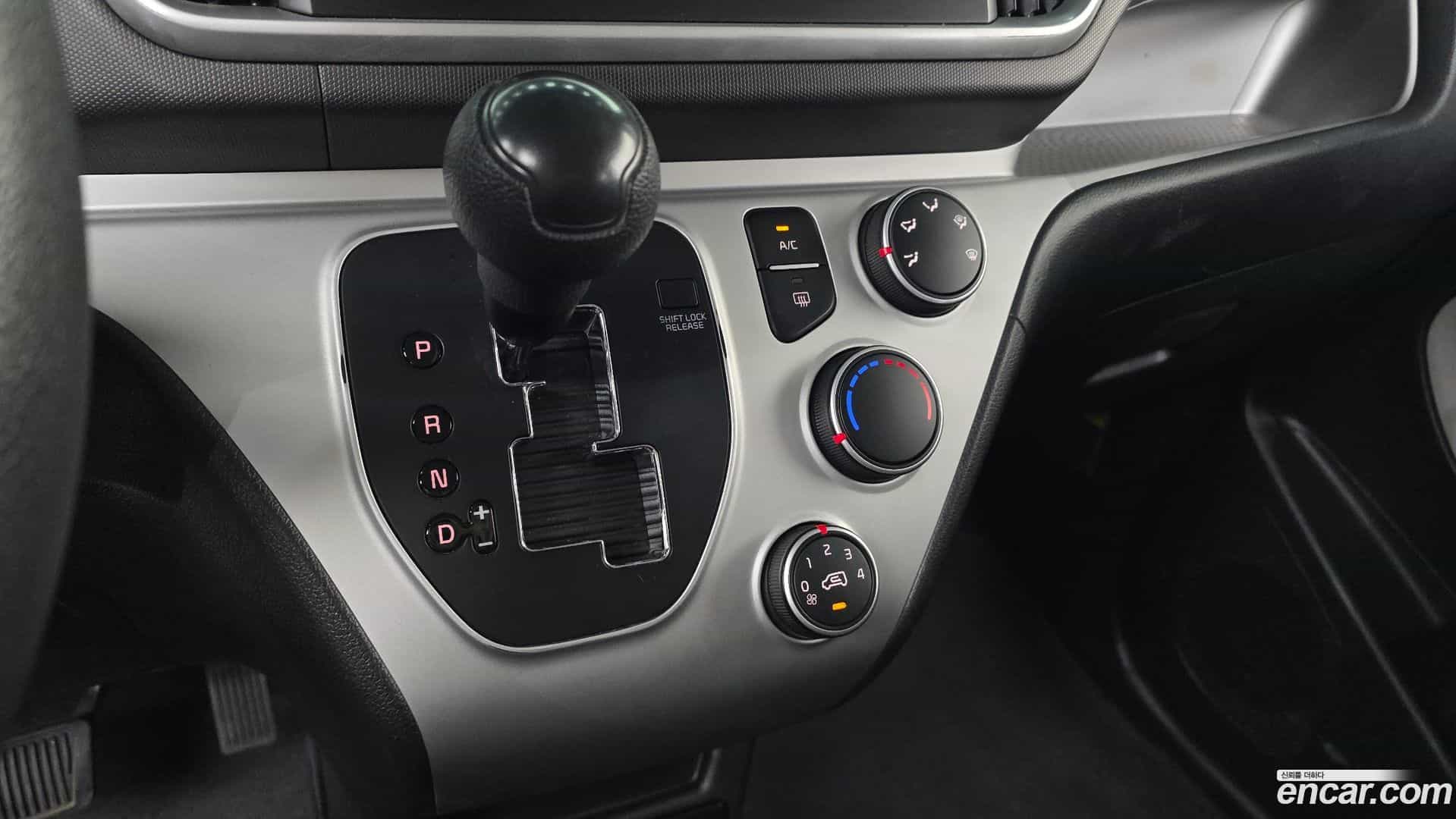 RAY Kia 2022.2-INNER-009