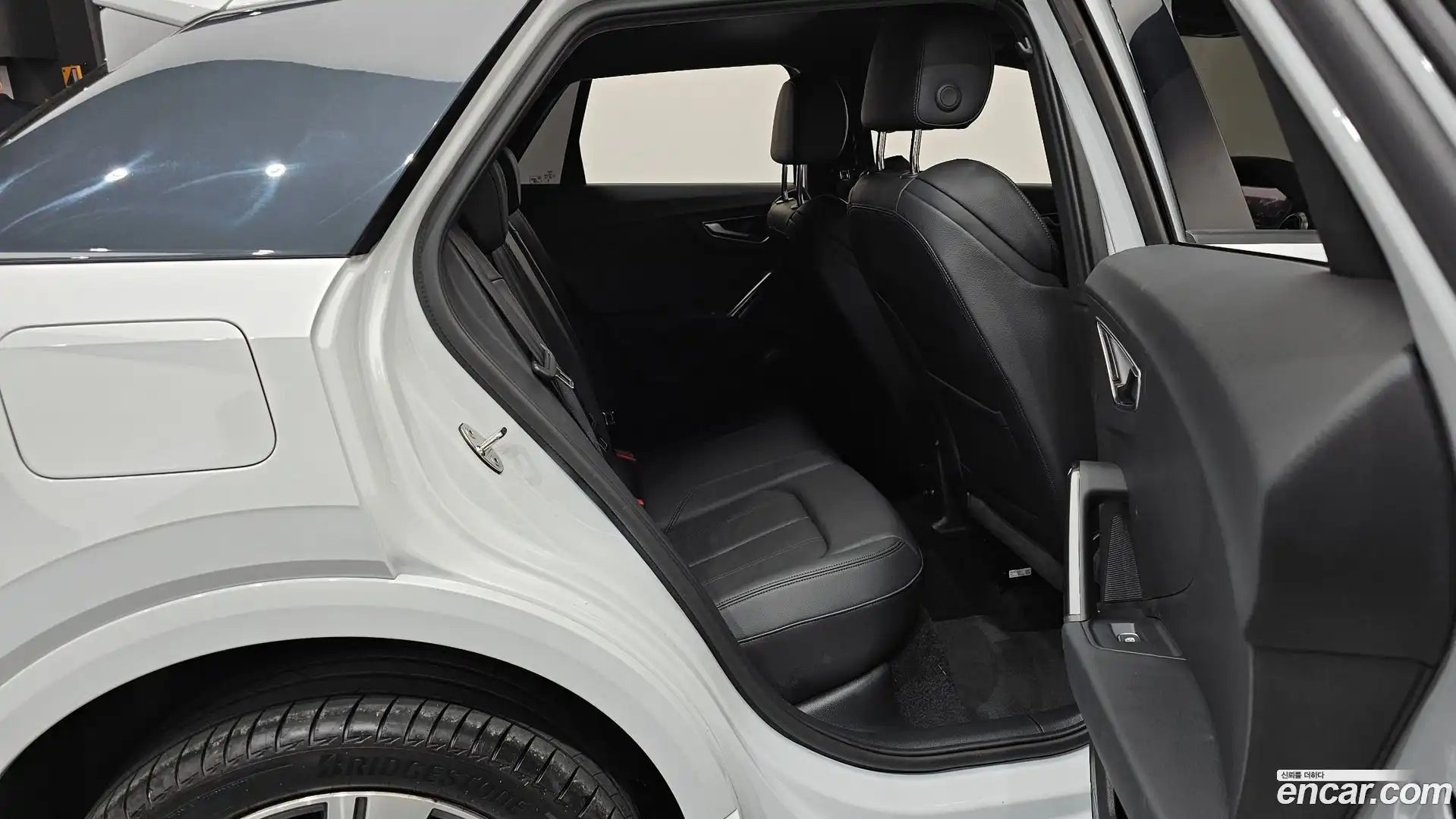 Q2 Audi 2023.6-OPTION-015