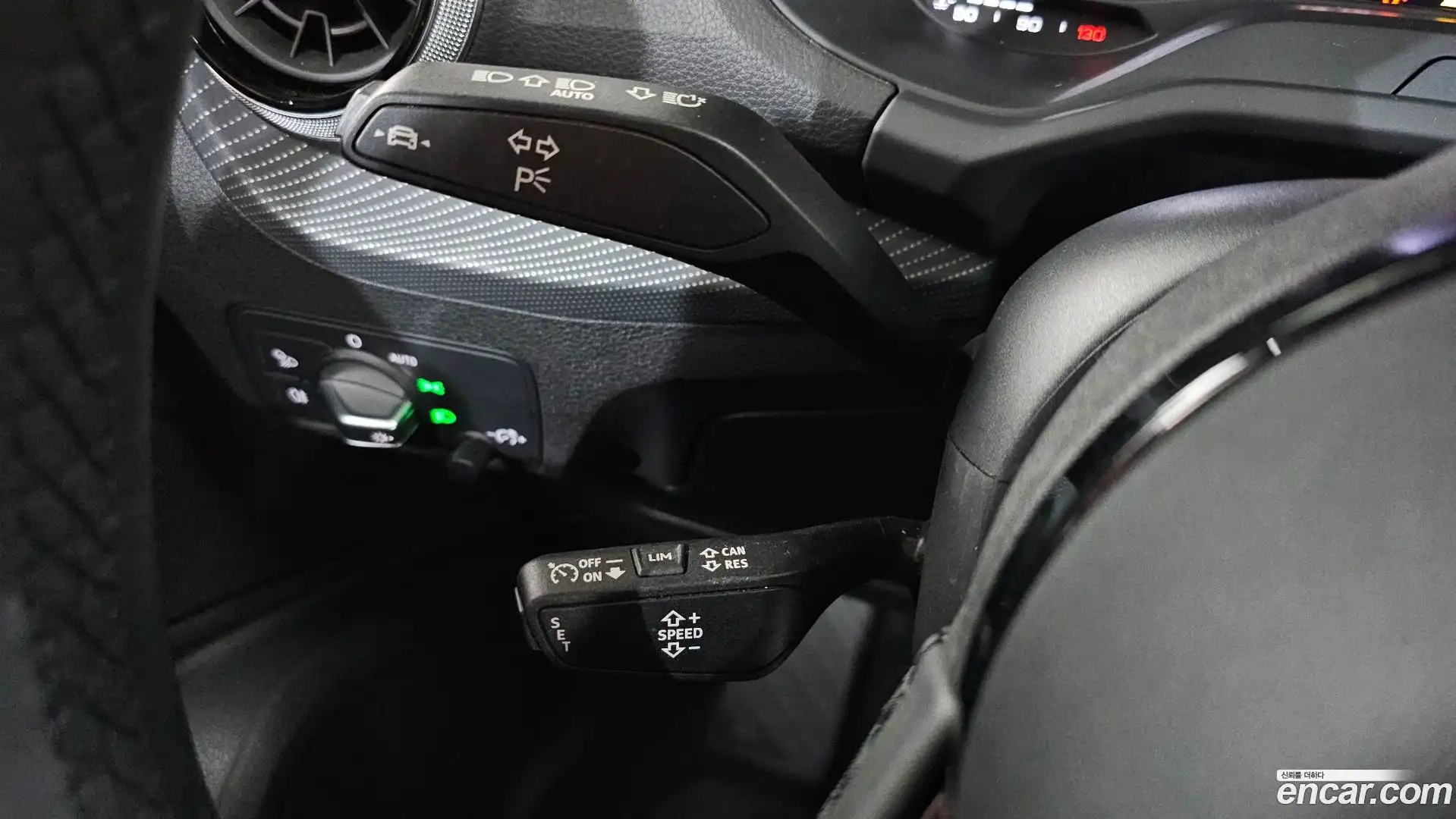 Q2 Audi 2023.6-OPTION-040