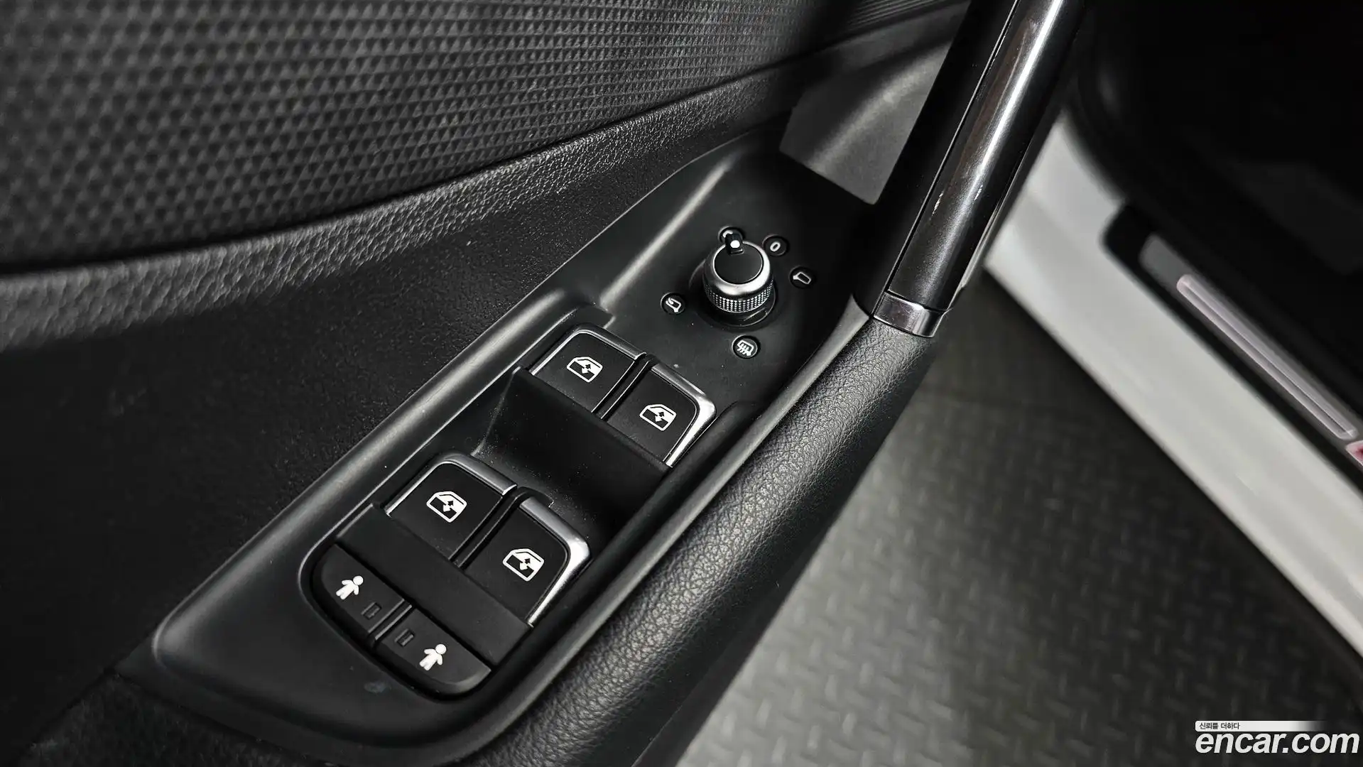 Q2 Audi 2023.6-OPTION-042