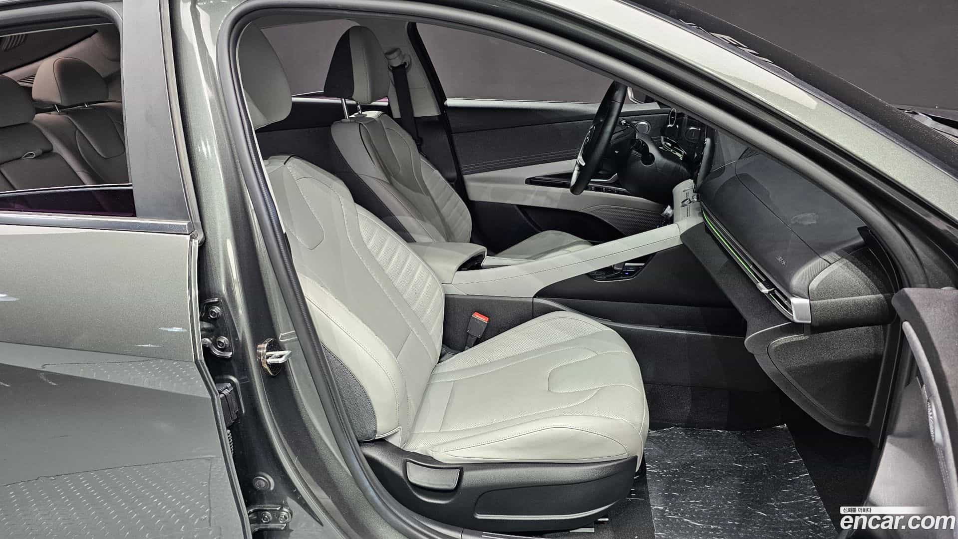 AVANTE Hyundai 2020.8-INNER-036