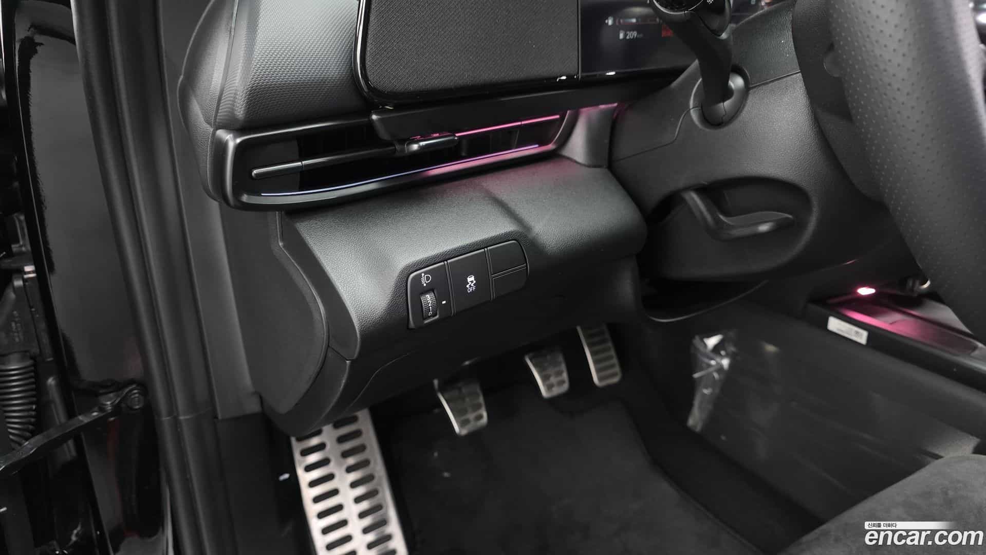 AVANTE Hyundai 2025.11-OPTION-043