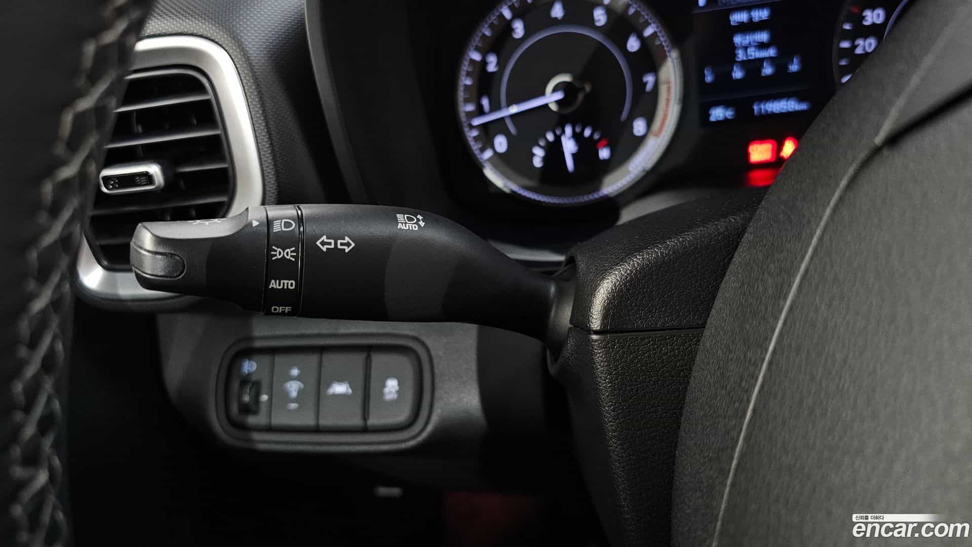 Venue Hyundai 2019.9-OPTION-049