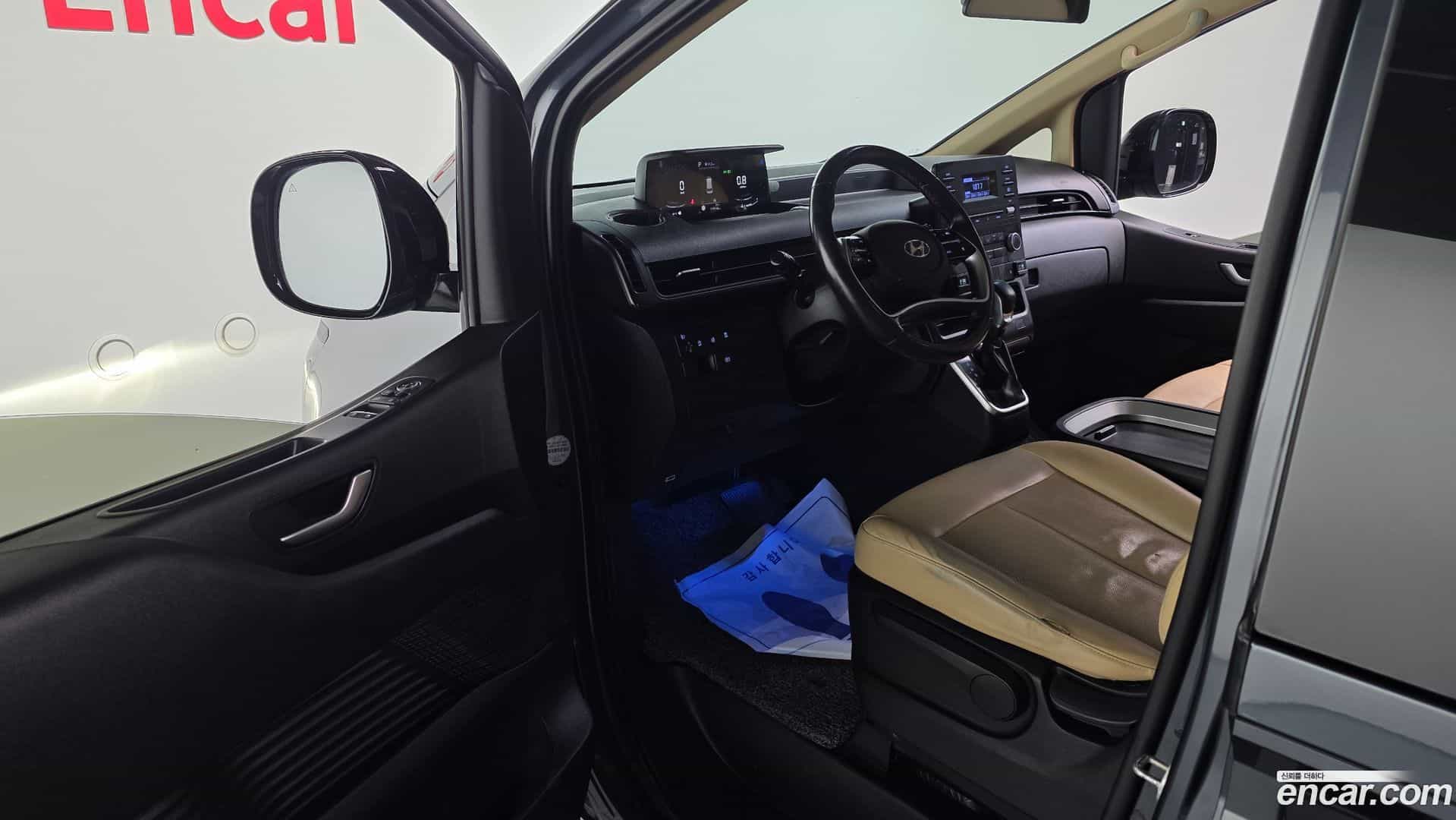 Staria Hyundai 2021.8-INNER-010