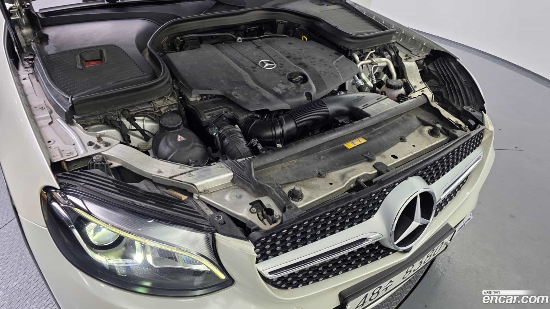 GLC-Class Mercedes-Benz 2017.6-OUTER-006