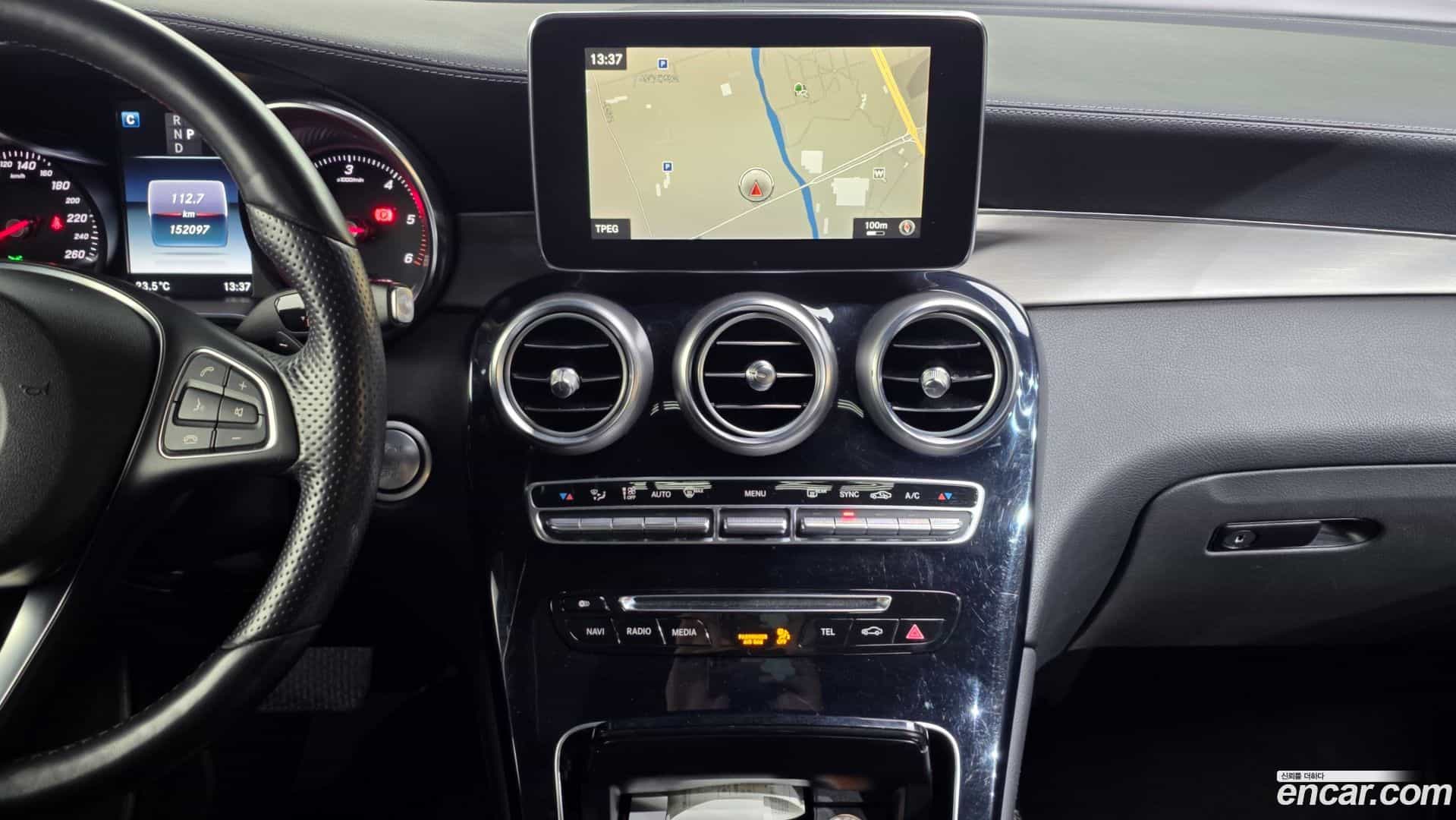GLC-Class Mercedes-Benz 2017.6-OPTION-018
