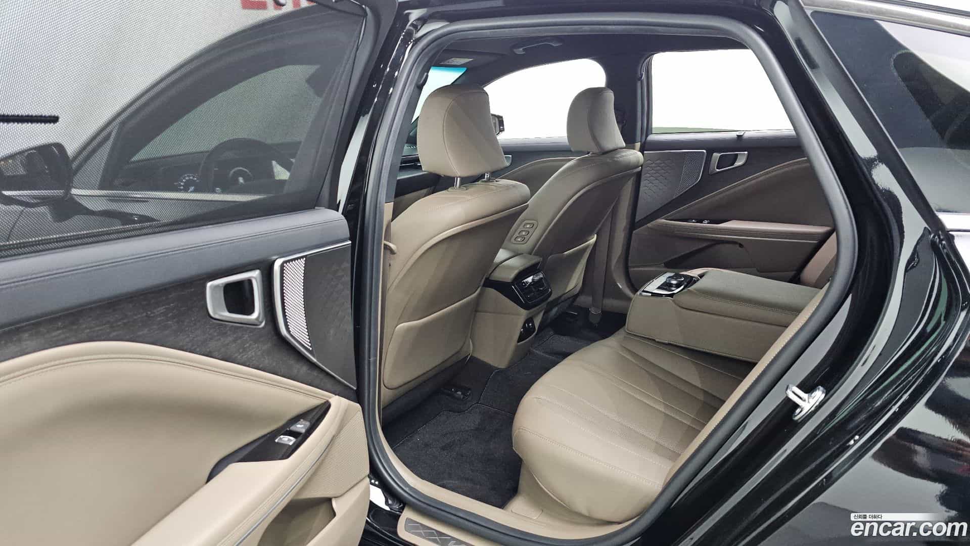 K8 Kia 2023.9-OPTION-015