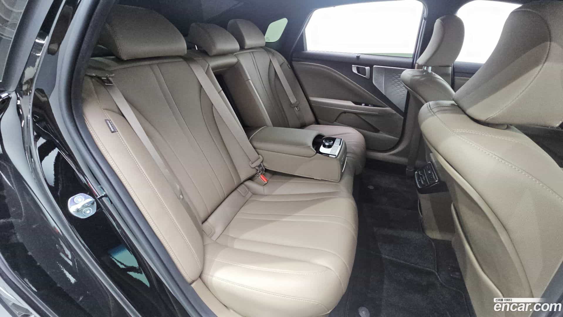 K8 Kia 2023.9-OPTION-040