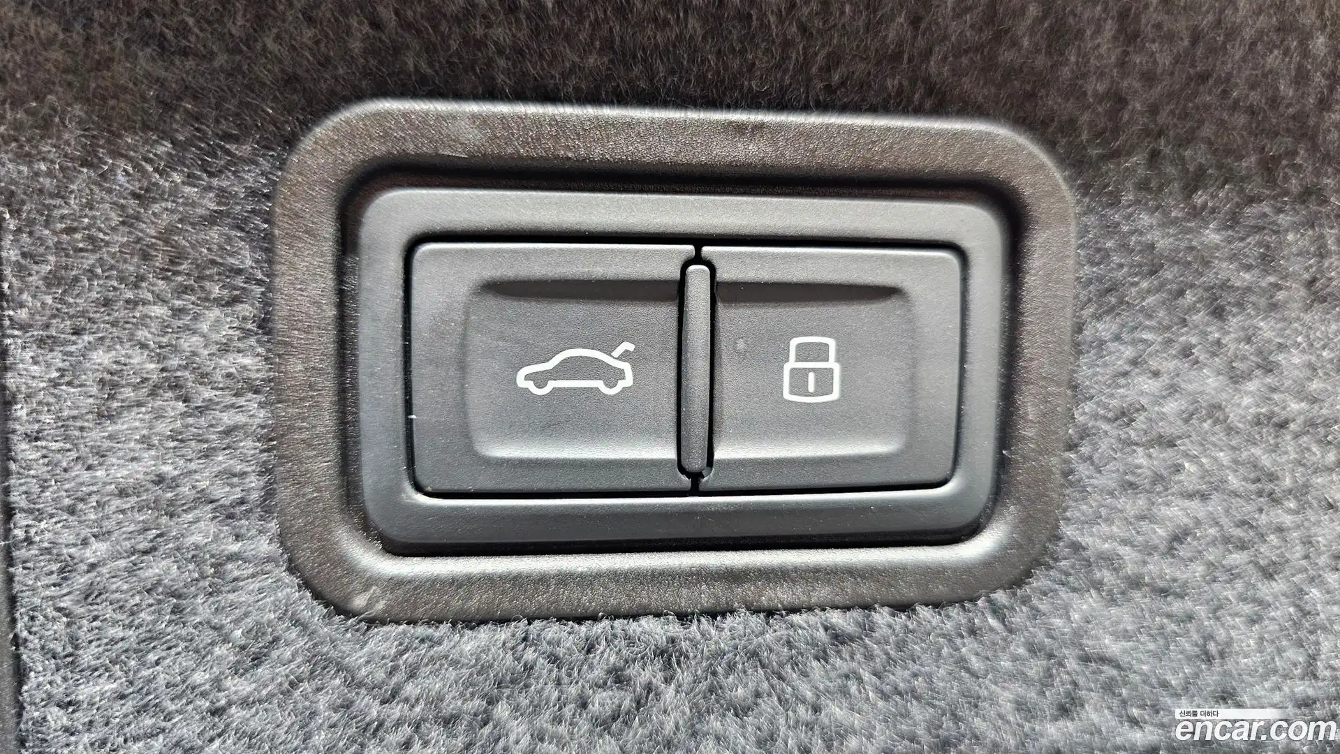A8 Audi 2023.2-OPTION-022