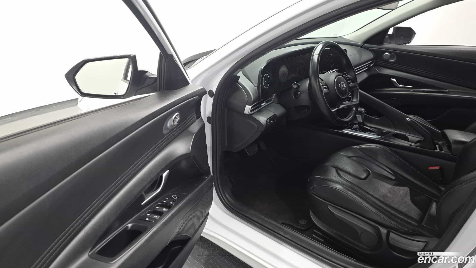 AVANTE Hyundai 2021.7-INNER-010