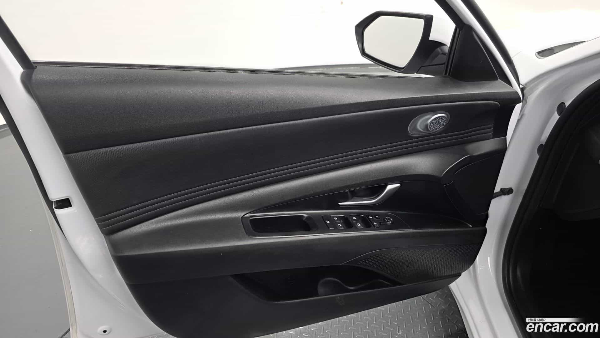 AVANTE Hyundai 2021.7-INNER-034