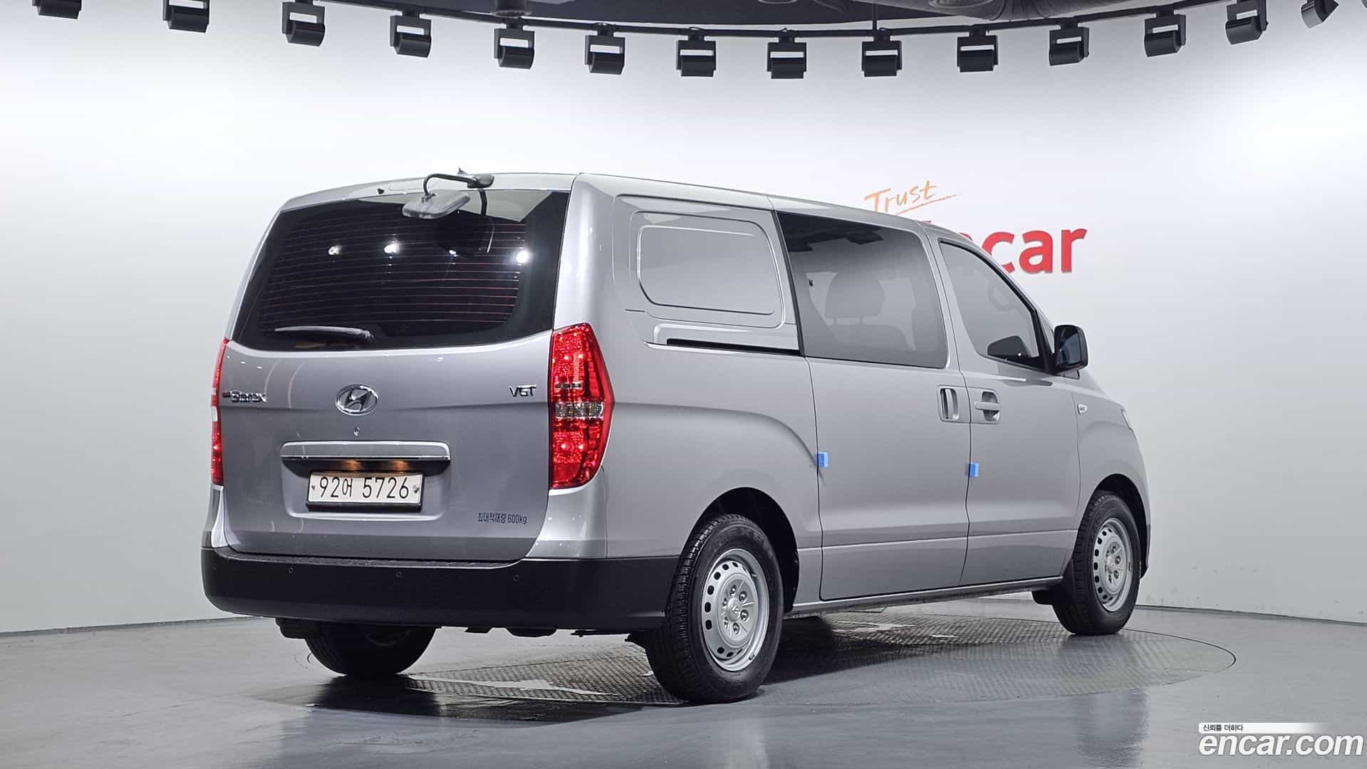 Starex Hyundai 2021.2-OUTER-002