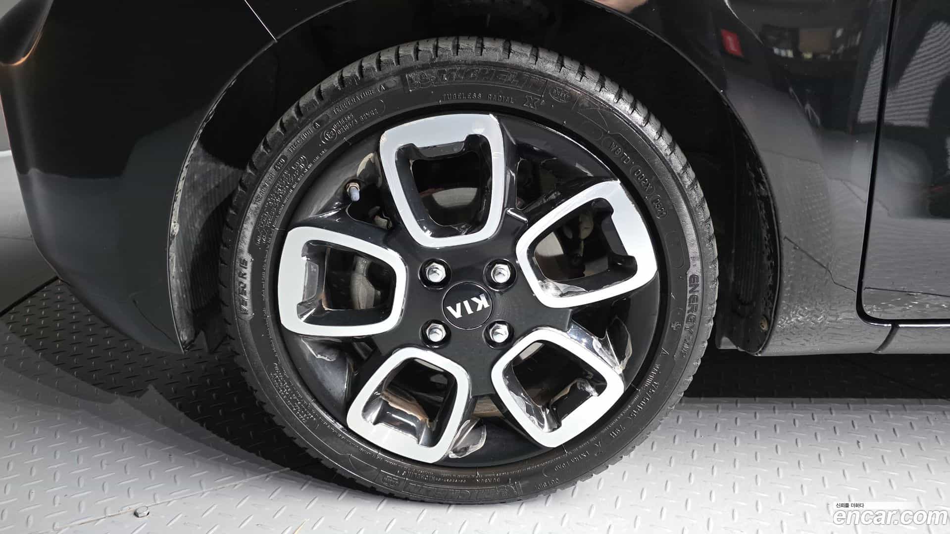 RAY Kia 2018.10-OUTER-005