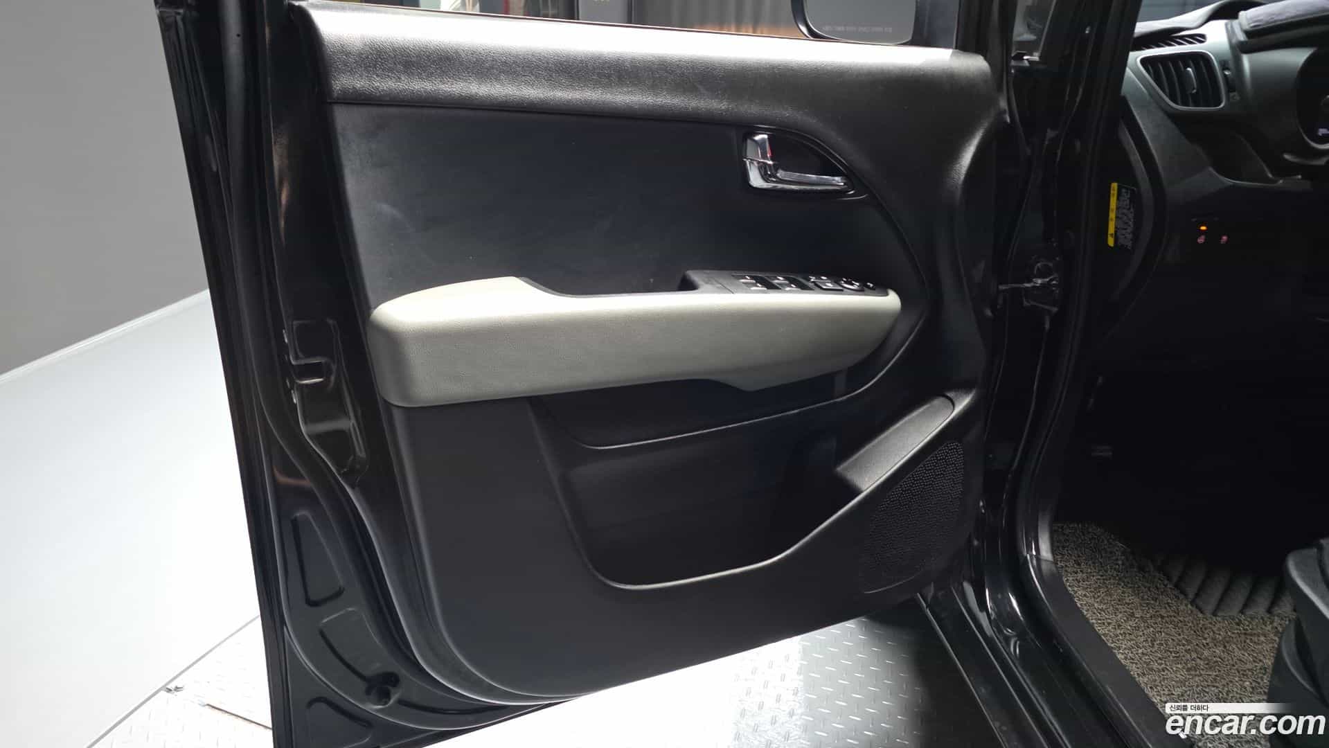 RAY Kia 2018.10-INNER-034